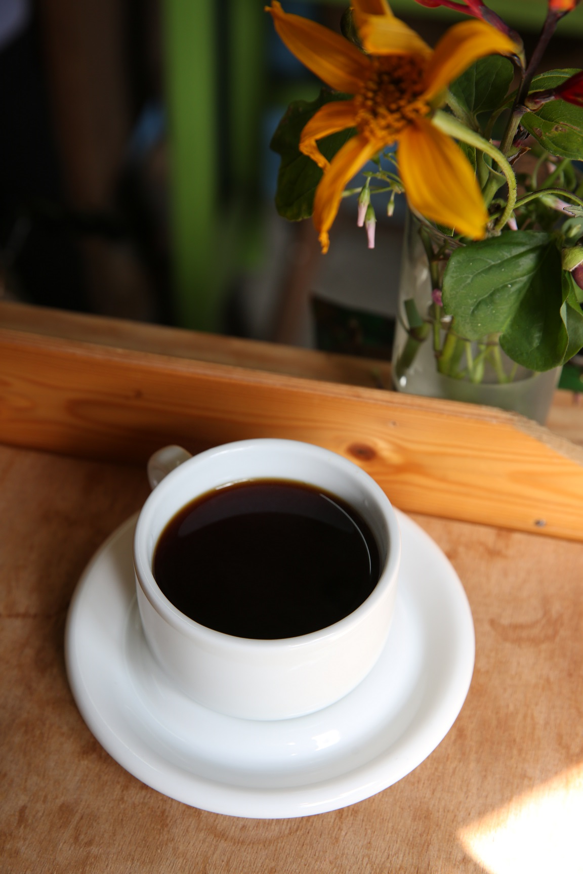 咖啡沒有固定的菜單,依照秀蘭烘的咖啡而定。(100元/杯)