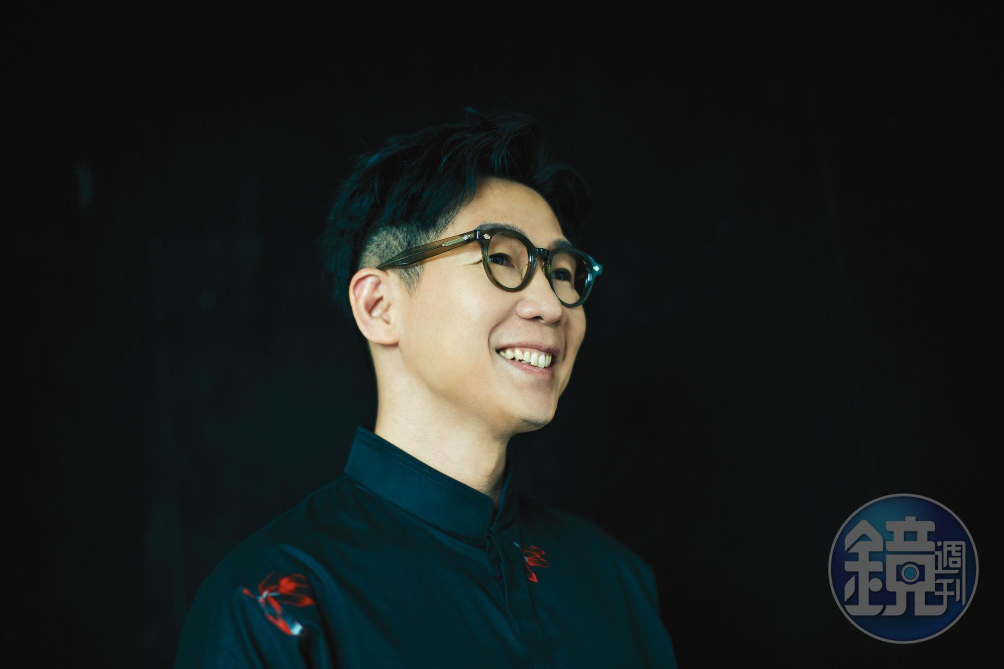 今年七月，品冠將舉行live house演出，與歌迷靠近一些。而他的好習慣是，不管場子的大或小，他都慎重待之。
