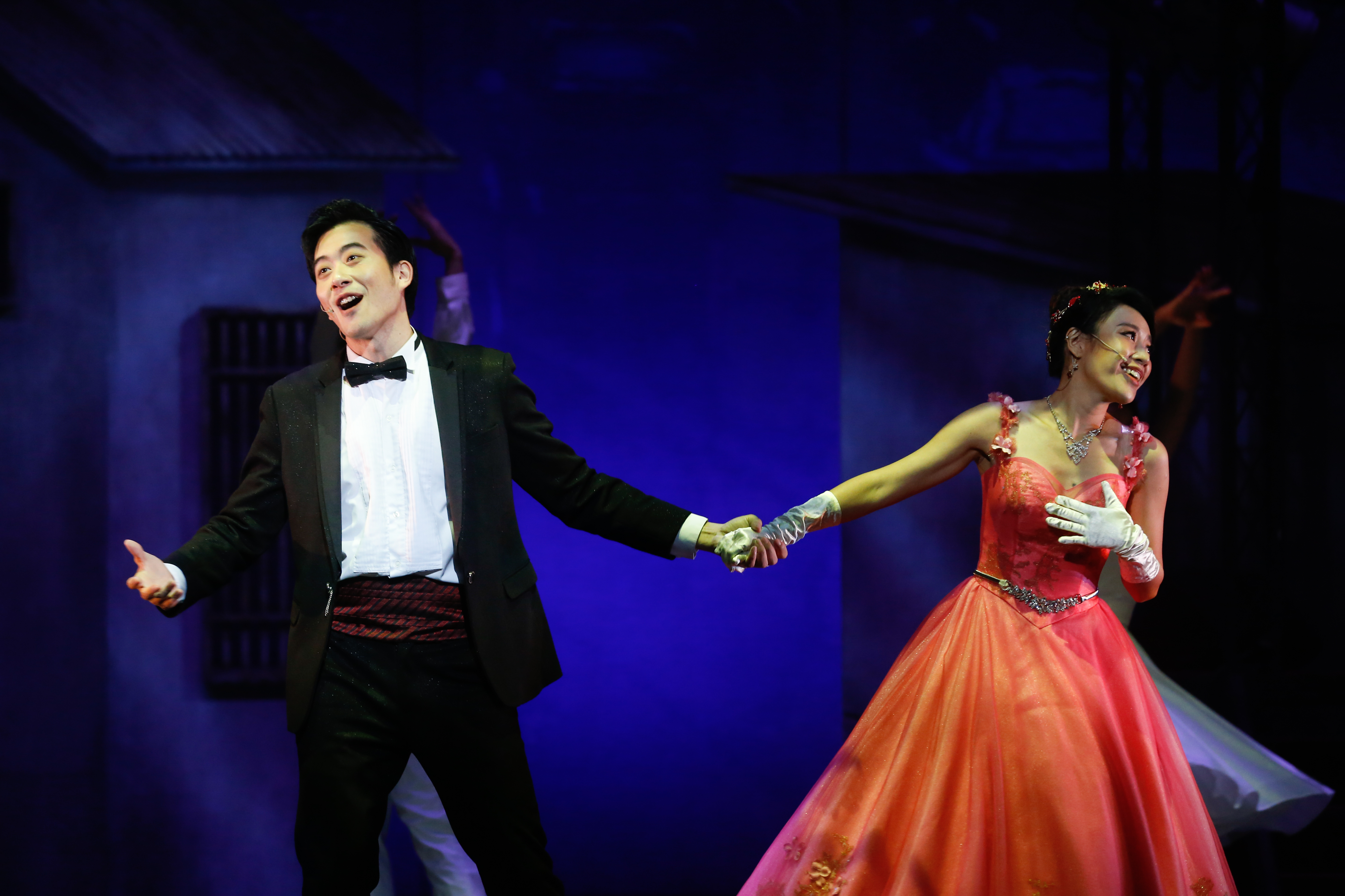 王為與方宥心在《結婚！結昏？辦桌》飾演一對新人。