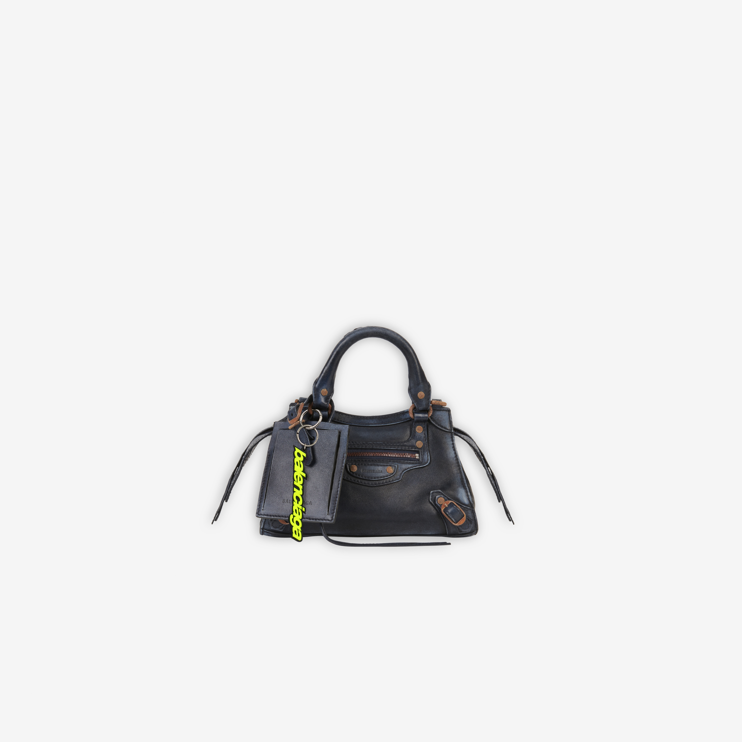 Neo Classic Used city mini。NT$72,300。（BALENCIAGA提供）