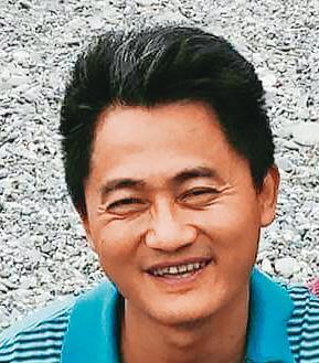 李義祥指示逃逸移工阿好操作怪手,拖拉卡在樹叢的工程車,但因吊帶斷裂,導致車輛翻滾到鐵道,後遭太魯閣號撞上,釀成嚴重死傷。