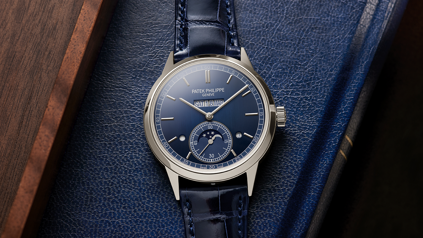 5236P-001萬年曆，建議售價：NT$ 3,795,000