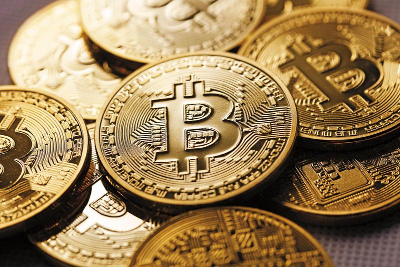 比特幣再創歷史天價，達6.3萬美元。（東方IC）