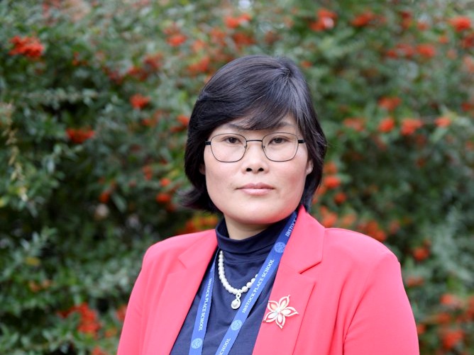 現年52歲的脫北者朴智賢，將參選今年5月的英國地方議員席次。（翻攝自JihyunPark7 的twitter）