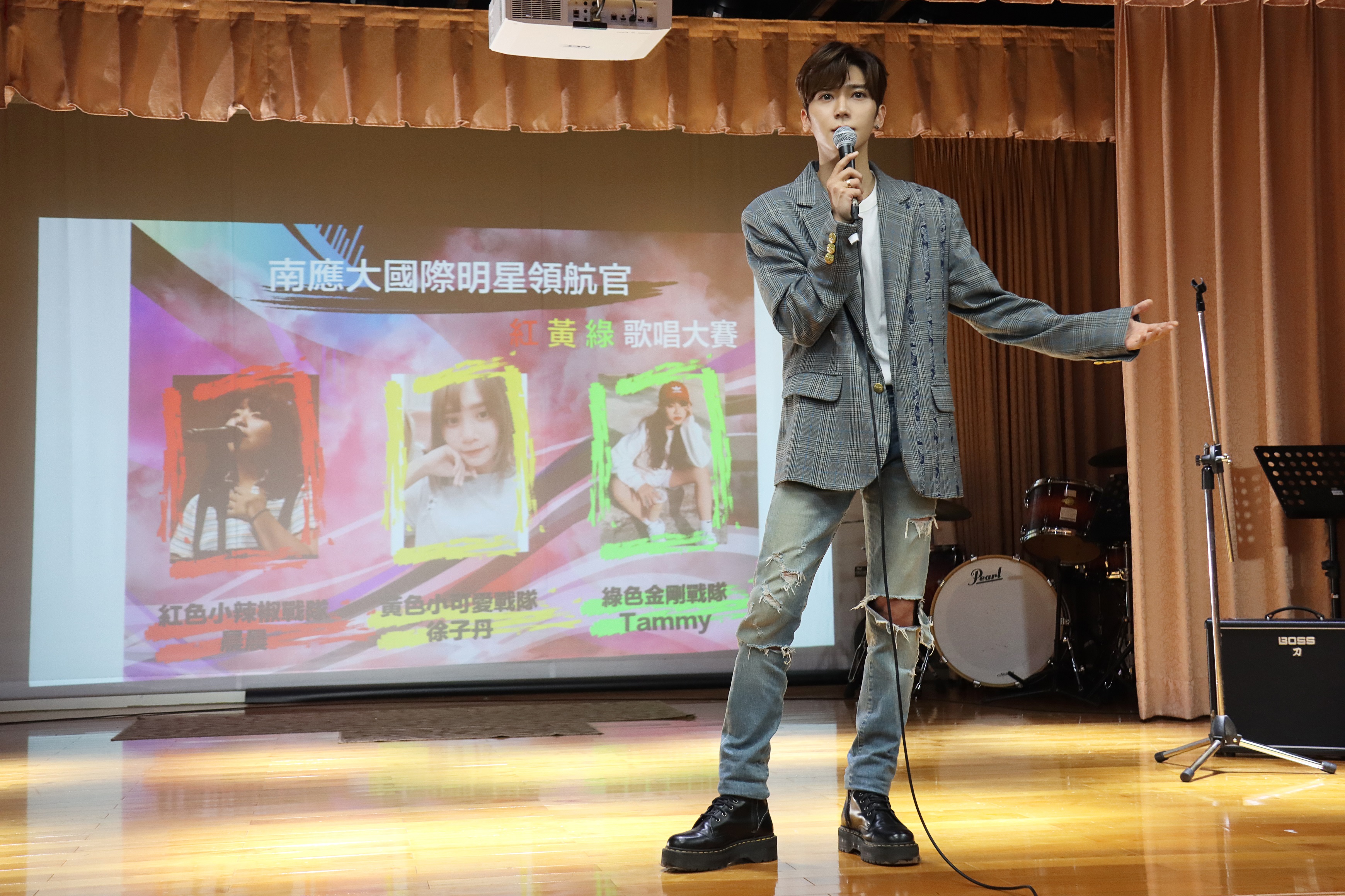 Bii畢書盡首次前進台南應用科技大學辦座談。（台南應用科技大學提供）