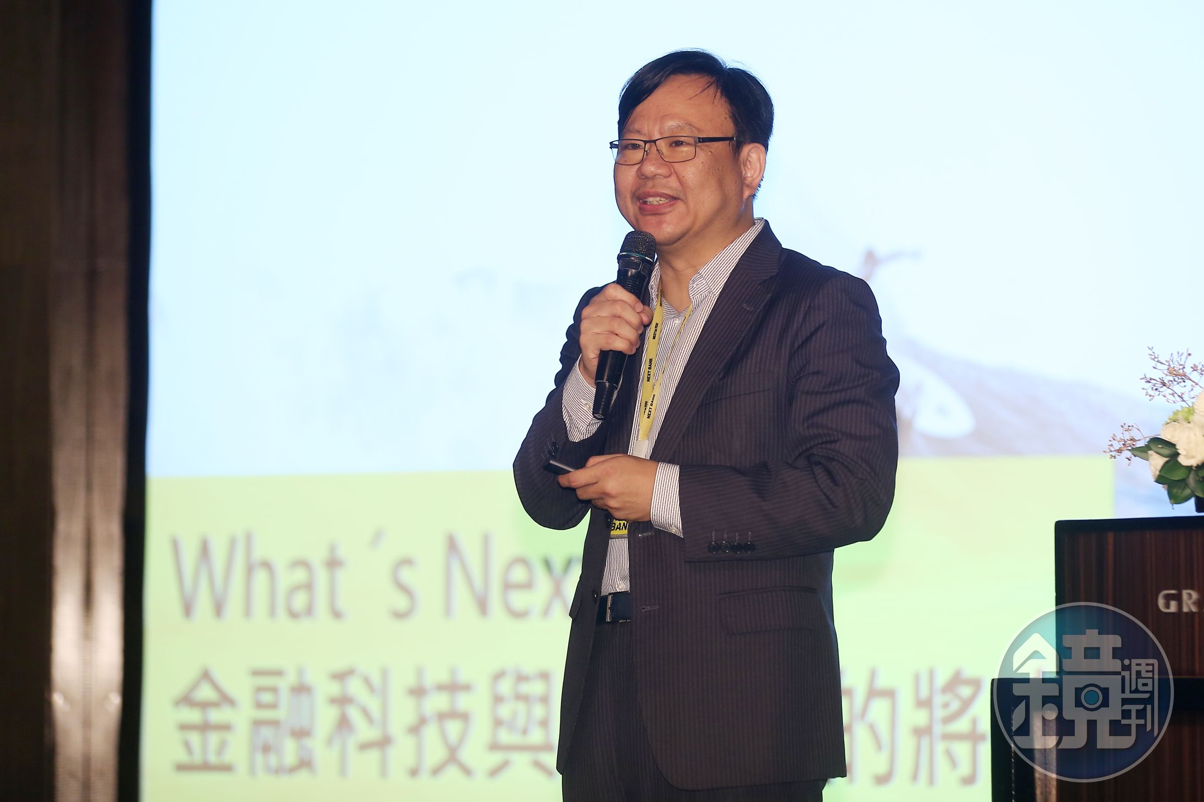 將來銀行迄今仍未開業，立委費鴻泰爆料稱劉奕成（圖）是被逼走。（本刊資料照）