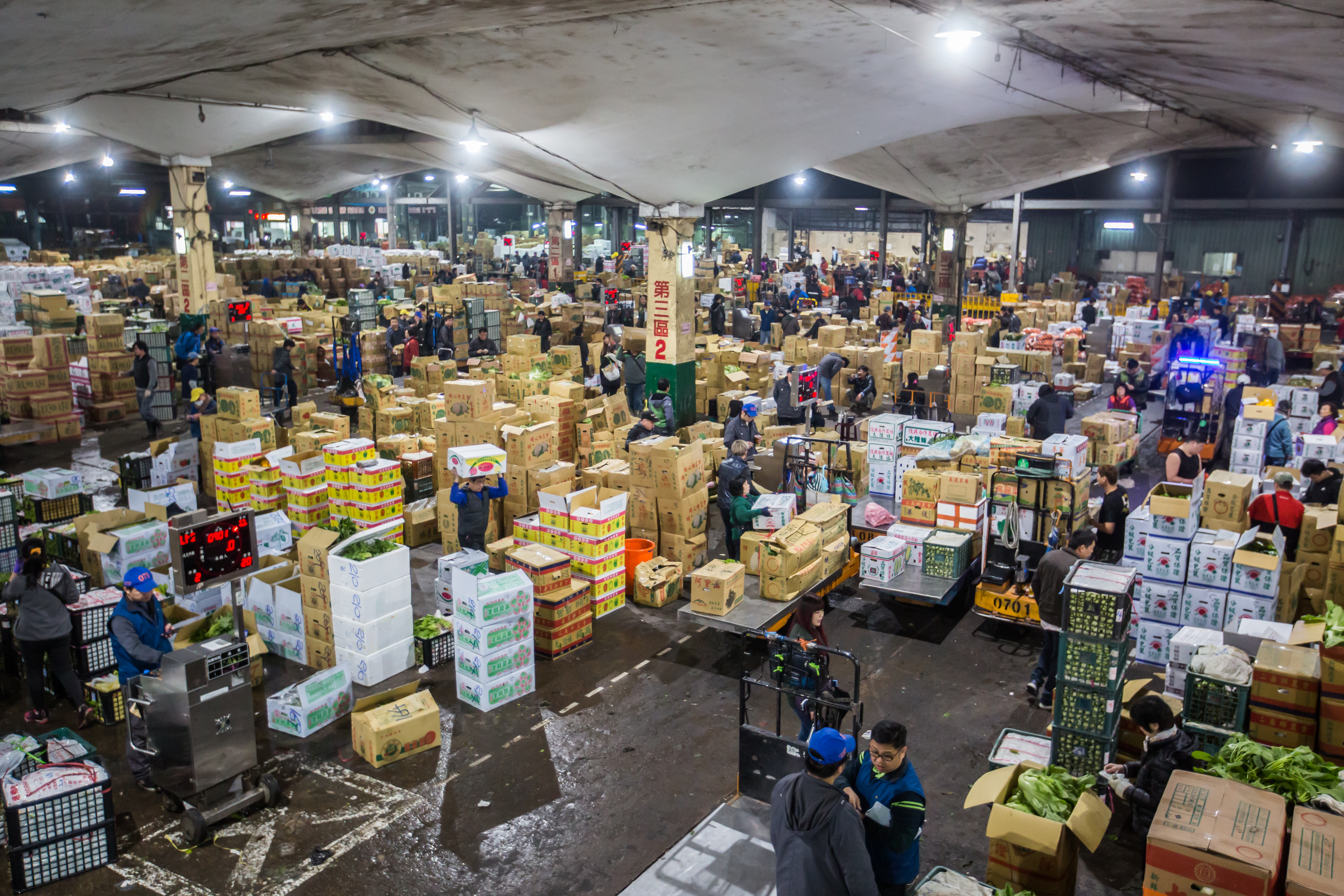 近期國內紙箱短缺，影響農產品運銷需求紙箱供應問題。（資料照）