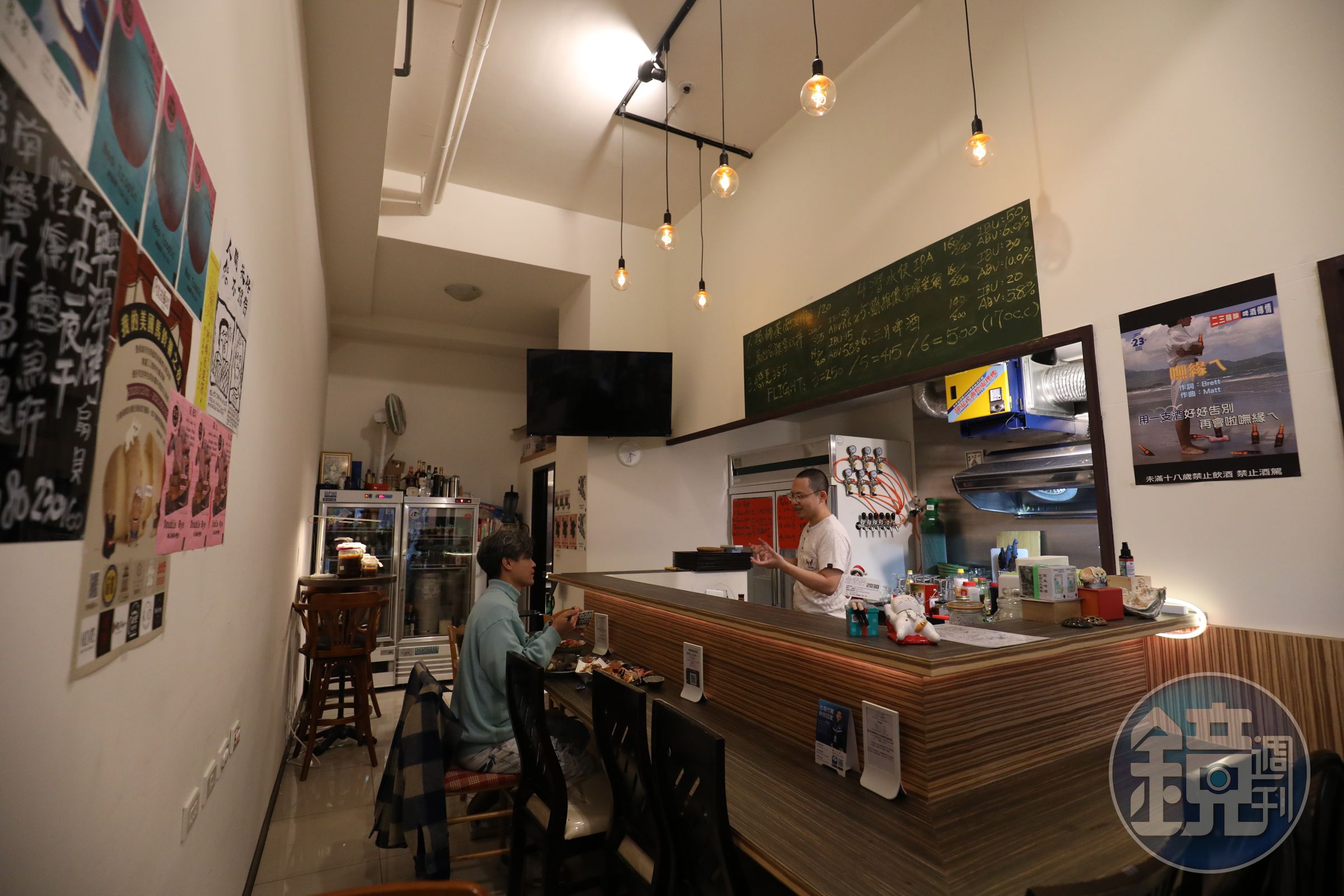 店內洋溢滿滿生活感，能近距離跟老闆聊天。