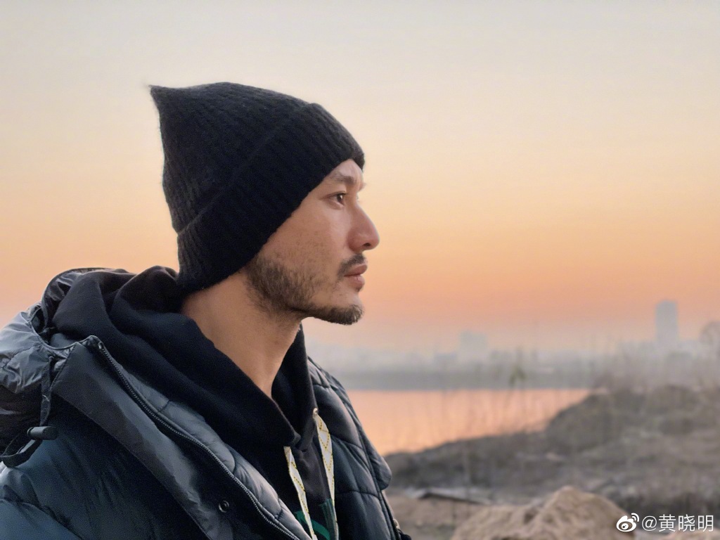 黃曉明因拍戲需要，急速減肥導致身體留下嚴重後遺症。（翻攝自黃曉明微博）