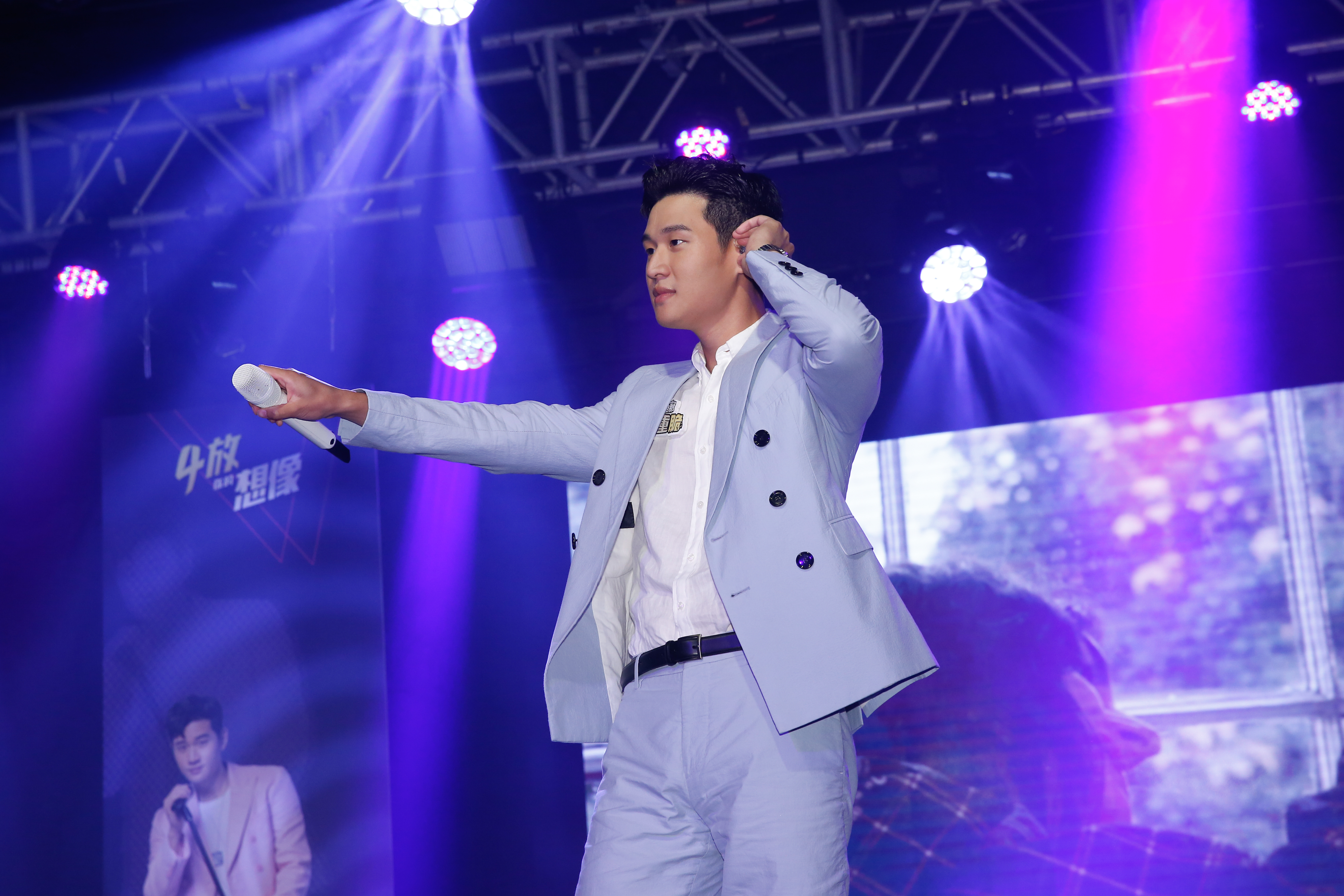 周興哲今舉行粉絲見面會,竟覺得「台北好高級」。