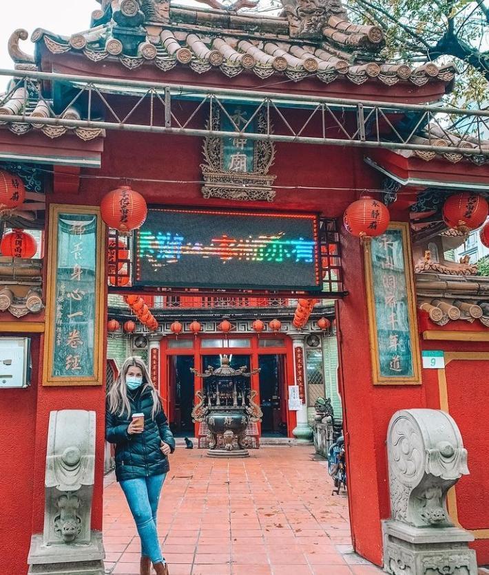 瑪麗亞因為丈夫在台灣航空公司擔任機師,因此認識台灣並移居來此。(翻攝自瑪麗亞Instagram)