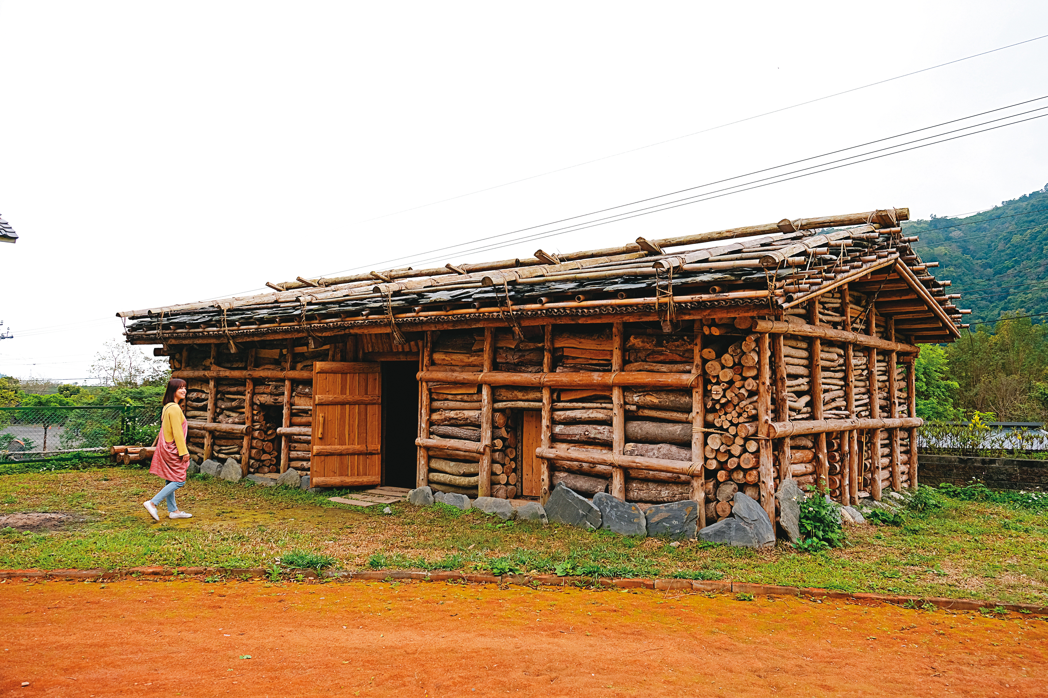 在宜蘭南澳鄉的金岳部落，有一幢泰雅傳統家屋。