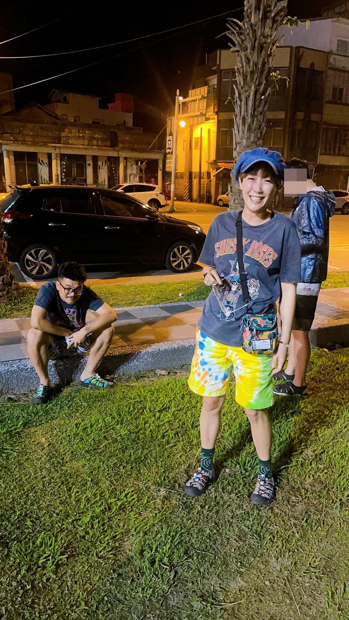花蓮昨晚連2震,史丹利和Gigi夫妻倆嚇到奪門而出。(翻攝自熱血史丹利大叔應援團臉書)