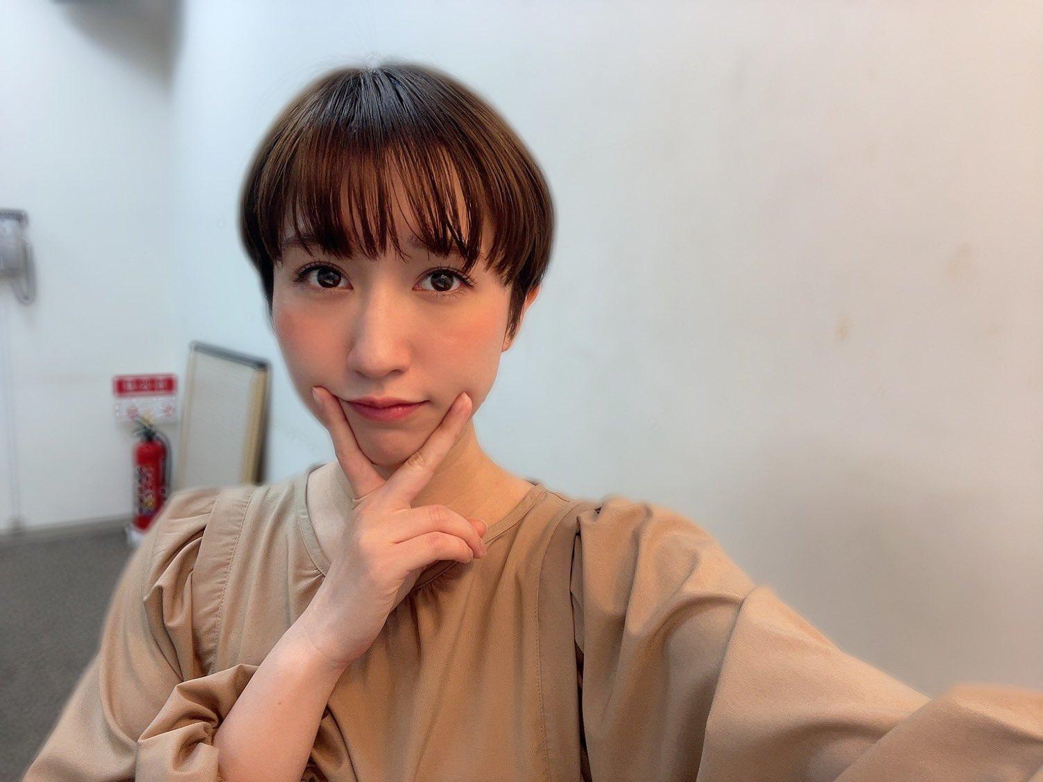 日本AKB48前成員片山陽加正在台隔離中。(翻攝片山陽加推特)