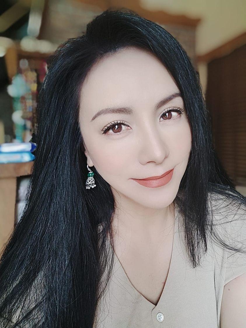 美豔形象深植人心的田麗，姣好美貌並沒有為她帶來良緣，歷經2次婚姻皆失敗。（翻攝自田麗臉書）