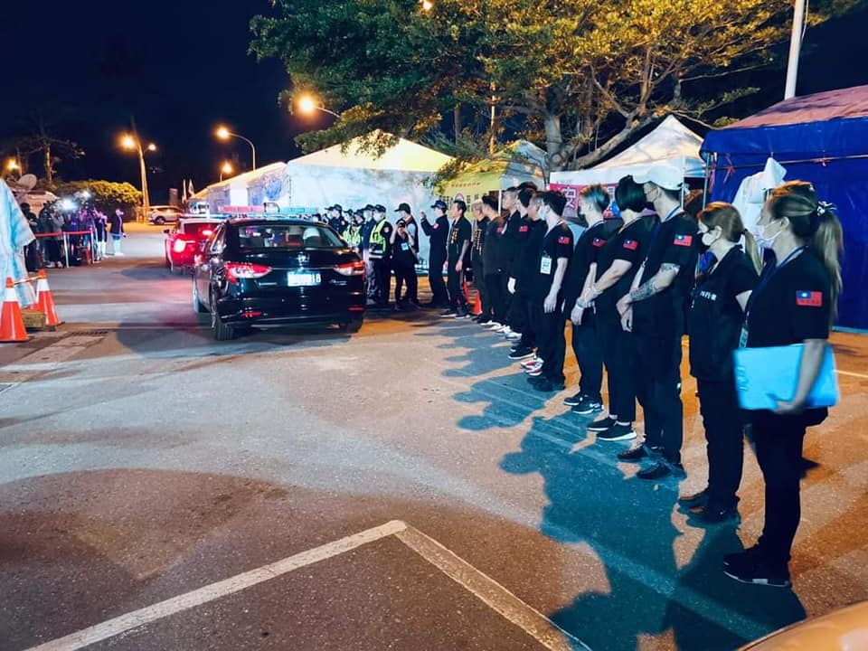 76行者團隊無償提供遺體修復工作，其中成員在任務完成後分享了自己這趟經歷的心聲。（翻攝自76行者遺體美容修復團隊）