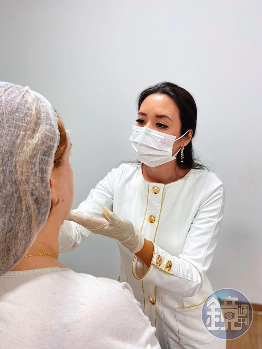 離開台灣演藝圈後,Liz就回巴拉圭結婚並念醫學,目前已是一位整形醫師。