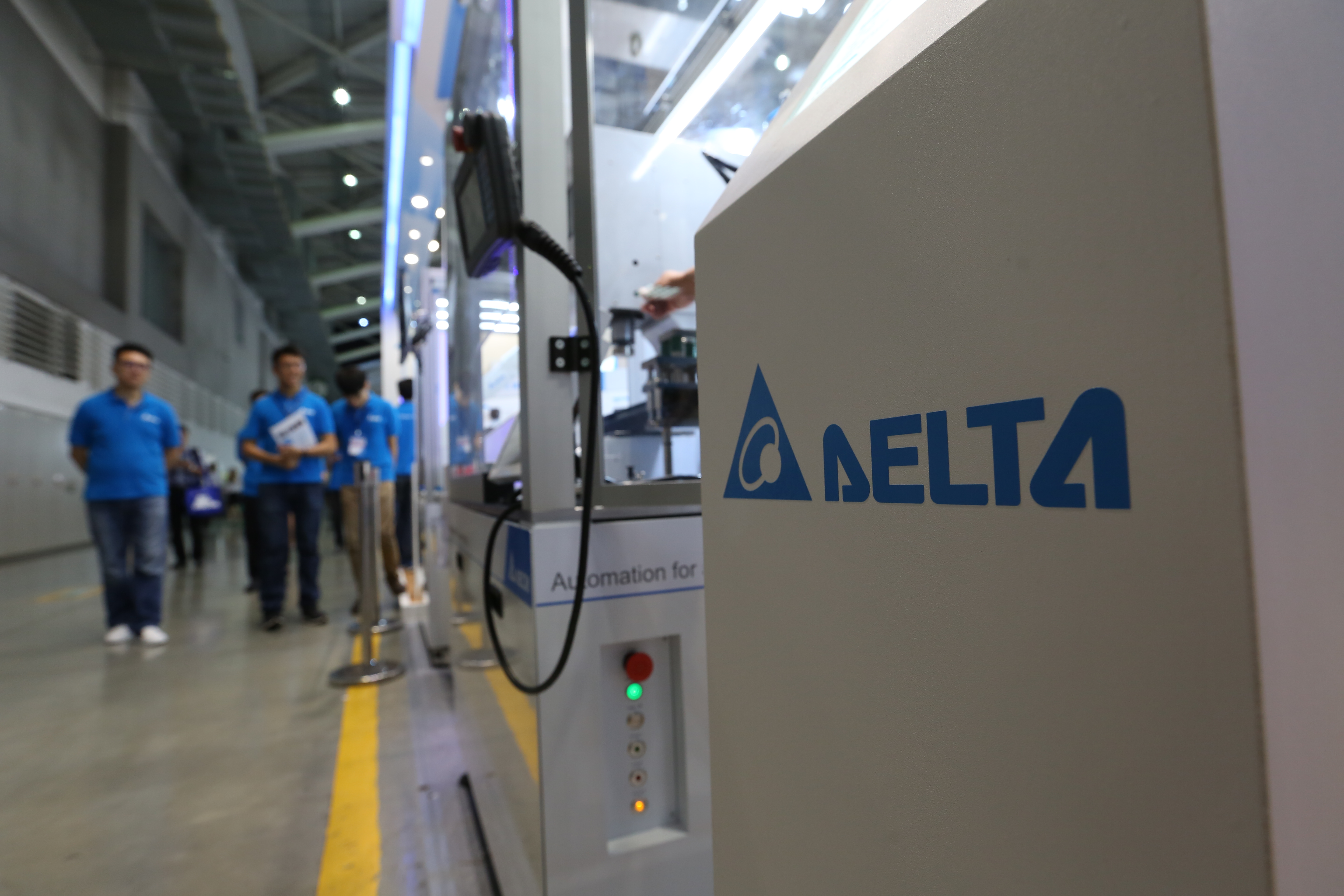 台達電攜手三地集團發展全台電動車充電樁布局。（本刊資料照）