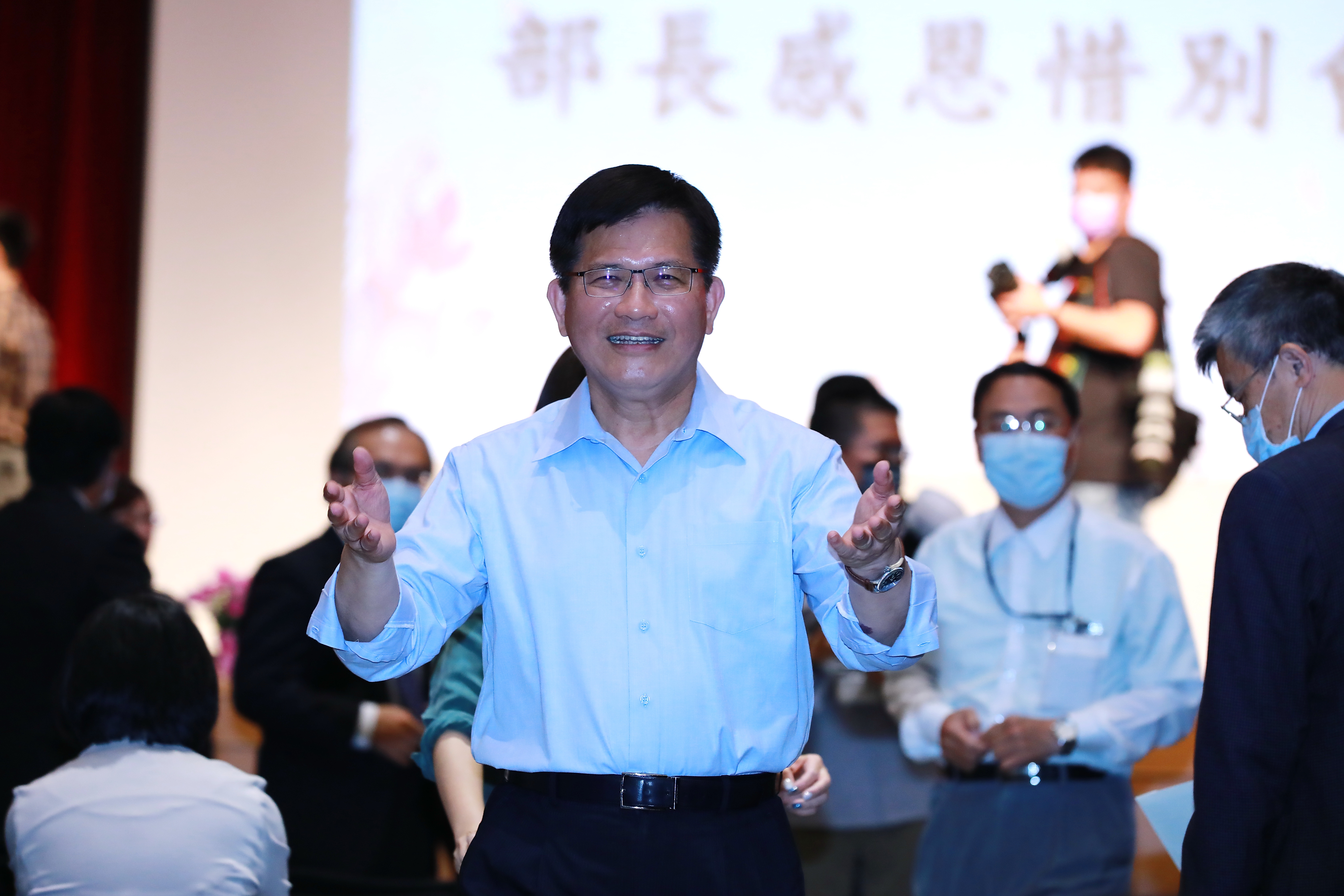 林佳龍（圖）昨天正式卸下交通部長，由交通部政務次長王國材接任部長職位。