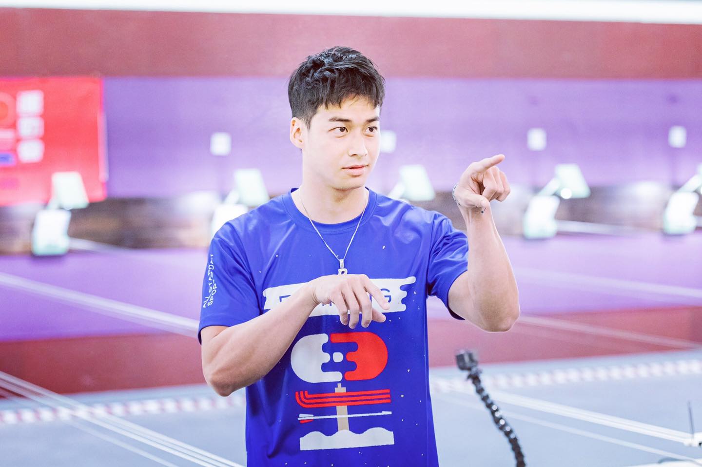 林敬倫在月臉書上特別幫采子說話，認為她是很拚的女孩。（翻攝自林敬倫臉書）