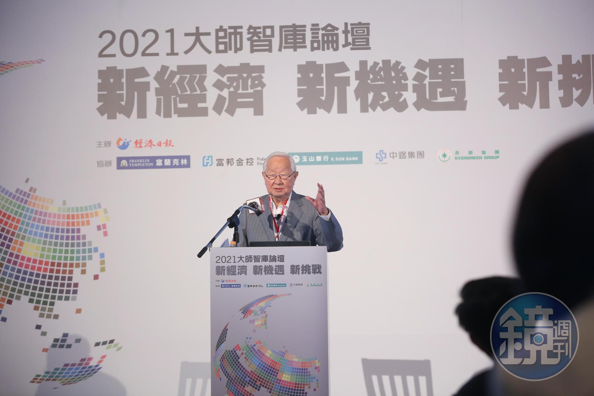 張忠謀希望,政府、社會和台積電要守住晶圓代工產業在台灣的優勢。