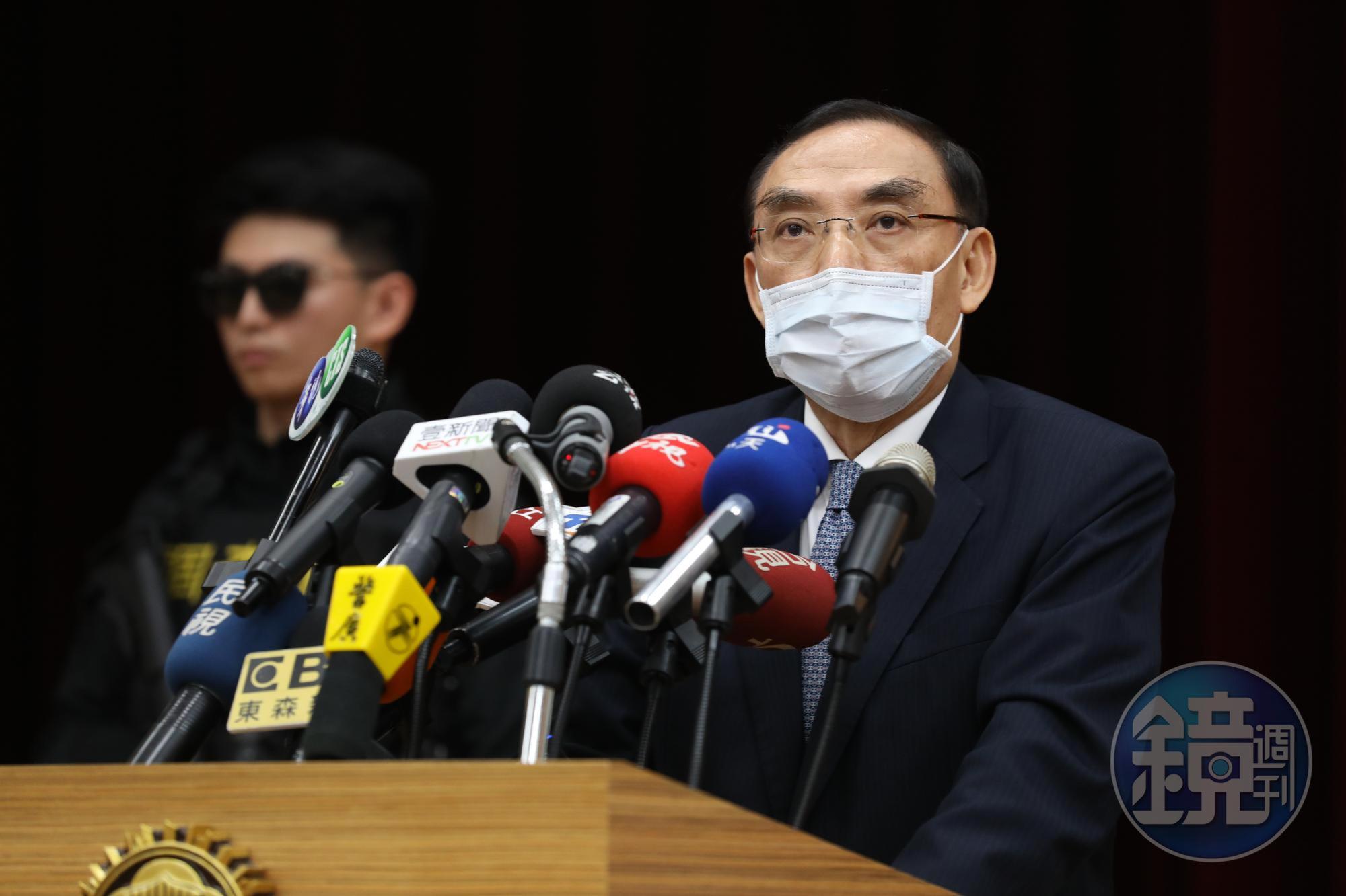 法務部長蔡清祥親自到場參加記者會，鼓勵專案小組辛勞。（本刊資料照）
