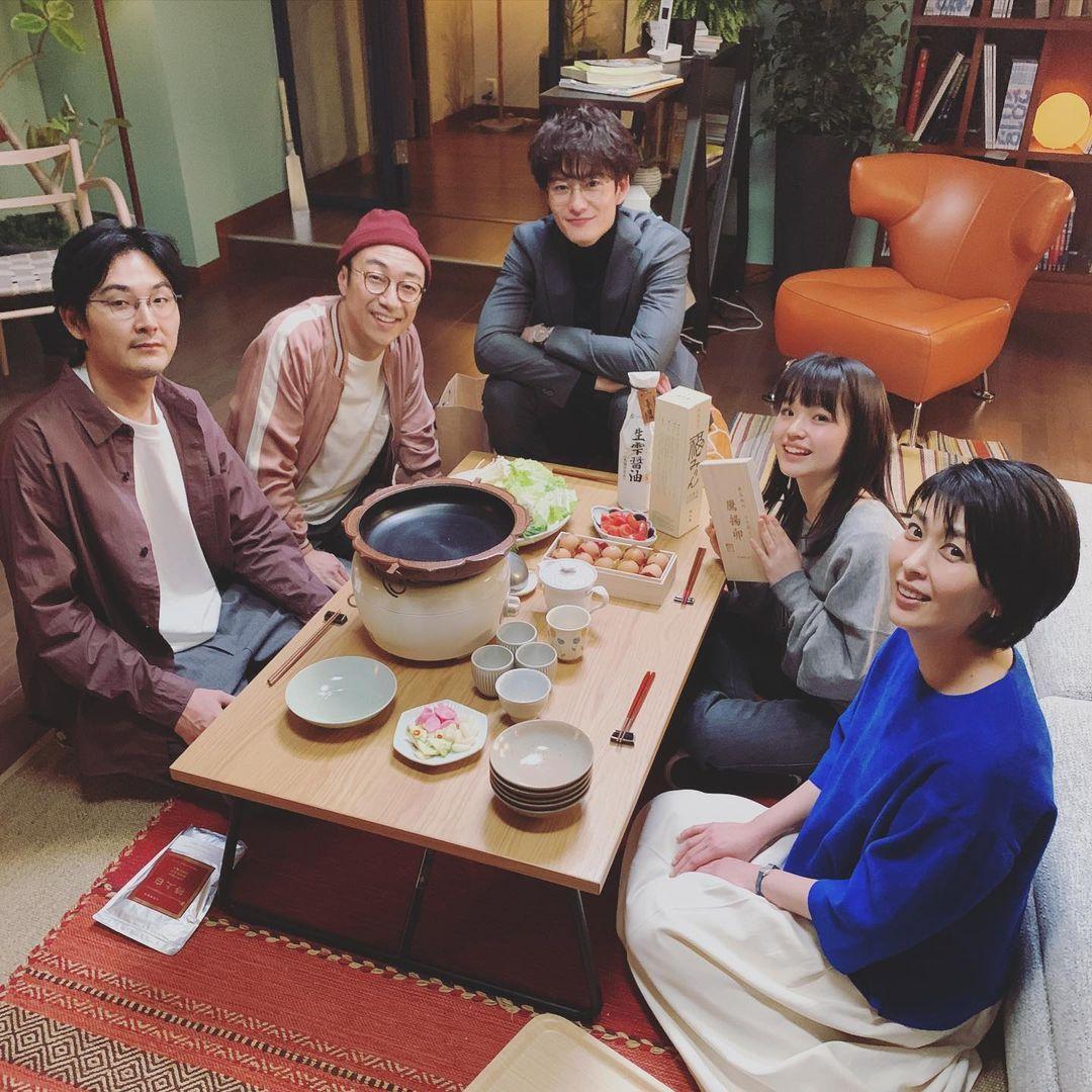 松隆子（右1）對3位前夫嗆聲，絕對不會和他們再續前緣。（翻攝自「大豆田永久子與三個前夫」IG）