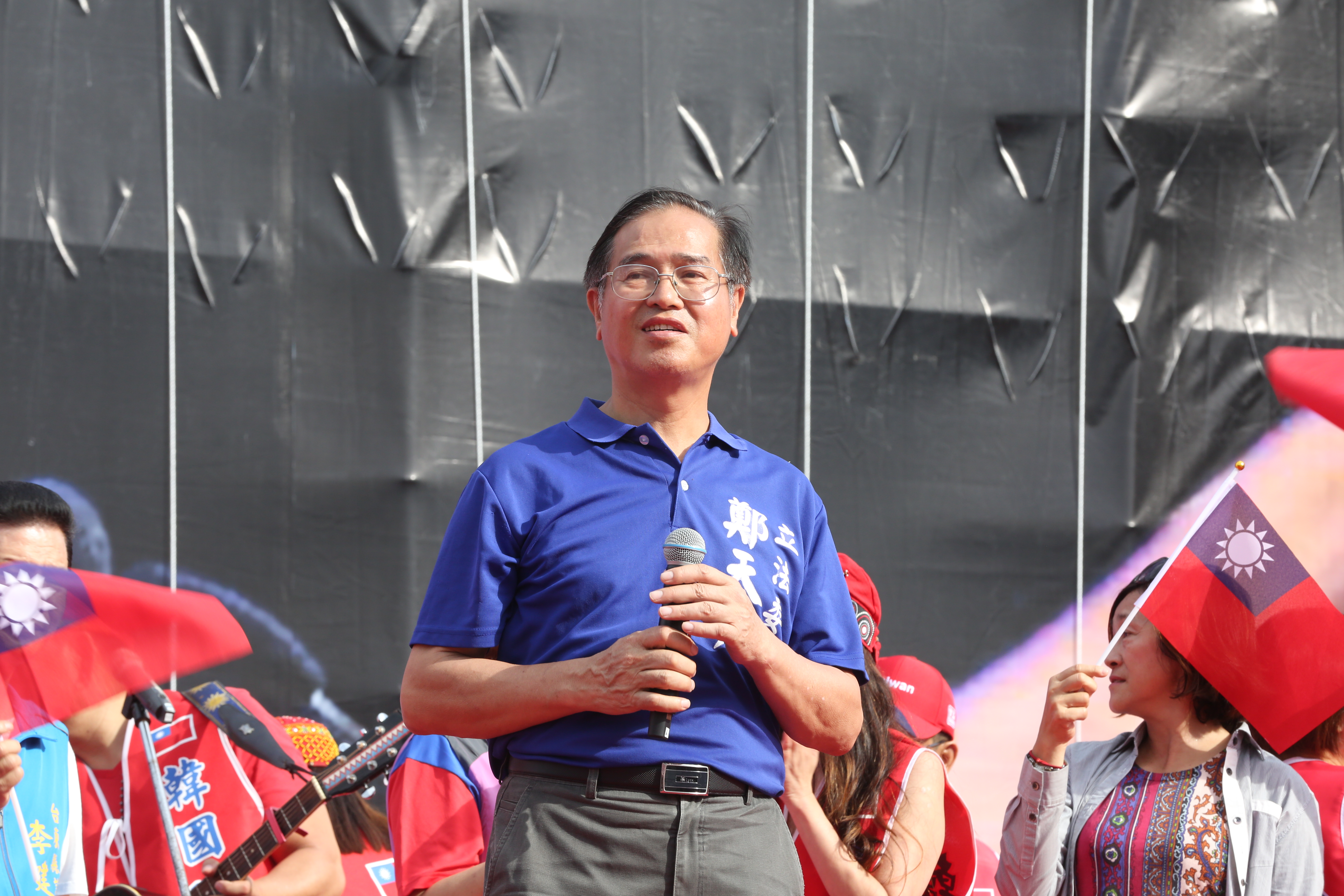 根據新一期公職人員財產申報資料，國民黨立委鄭天財去年有買賣房地產的記錄。（本刊資料照）