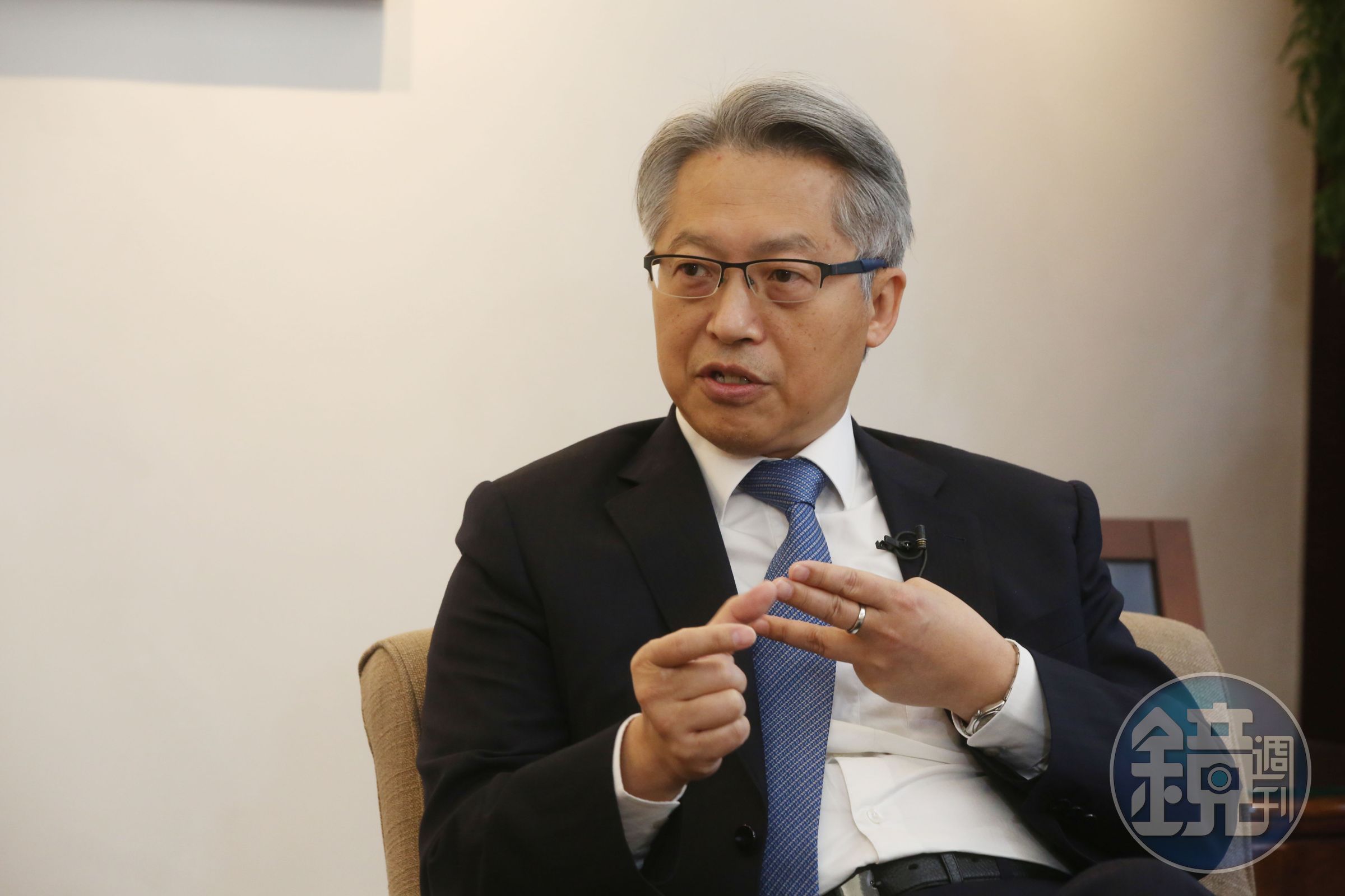 中研院院長廖俊智今天表示，施打疫苗後年底全球可望局部恢復旅遊，但他也說「年底前全球會恢復正常，那是有點樂觀。」（本刊資料照）