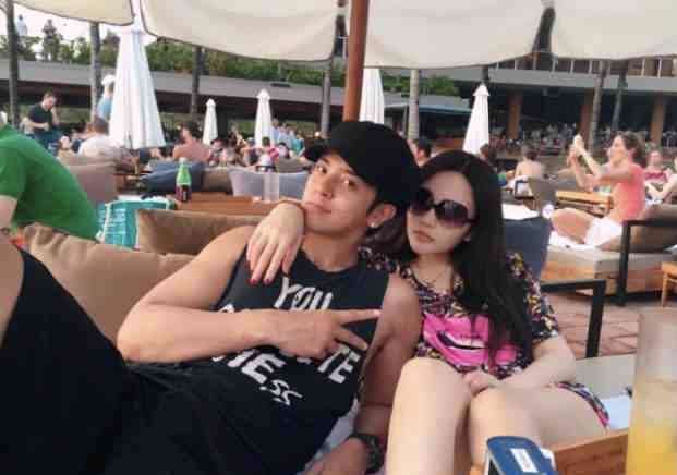 周揚青與交往9年的小豬羅志祥分手，將滿一週年。（翻攝自周揚青微博）