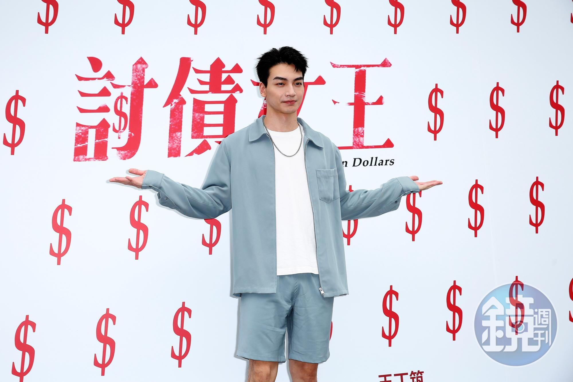 張洛偍自曝在劇中首度挑戰武打戲,讓他倍覺辛苦。