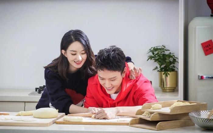 趙麗穎與馮紹峰的H&M廣告是他們結婚後首度公開合體的工作。(網路圖片)