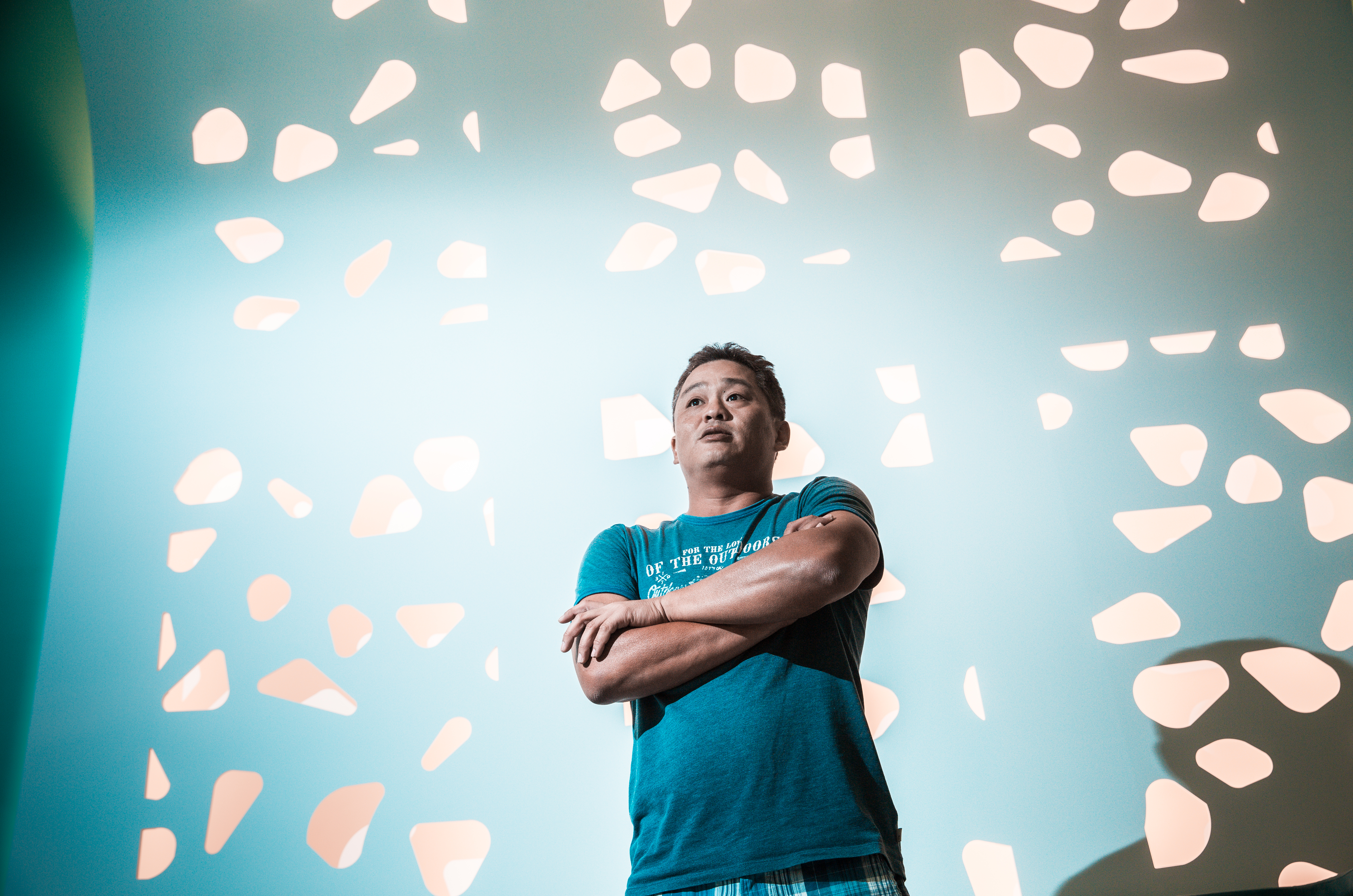 張誌家成名早， 21歲時他在世界盃中日大戰中一戰成名。如今富邦悍將19歲新秀曾峻岳火球連發，投球型態與協調性，更被譽為宛如當年天賦異稟的張誌家。