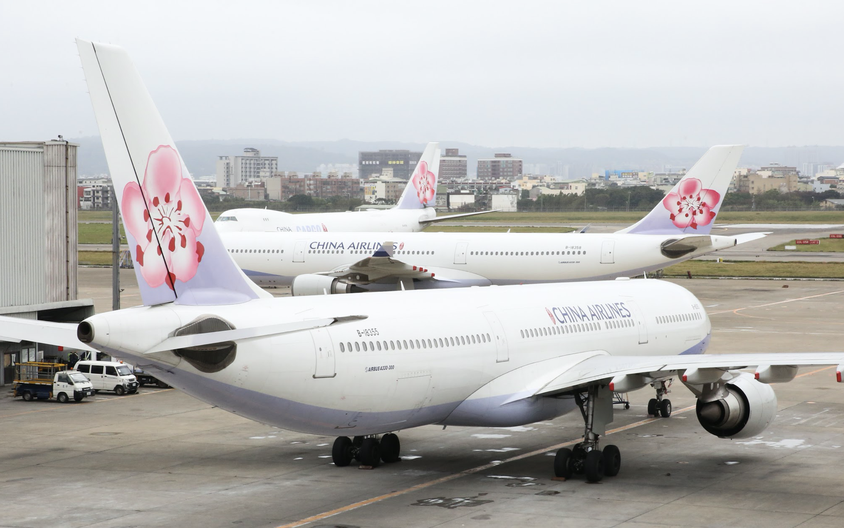 指揮中心發言人莊人祥指出，今（24）日新增1例回溯採檢者確診，目前感染源調查中。（資料照）