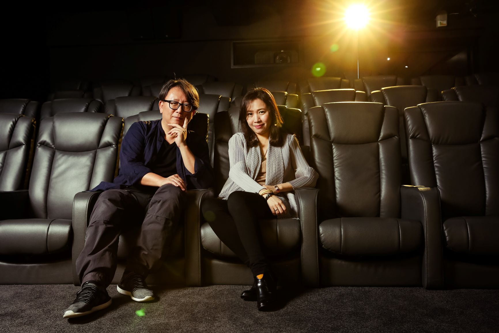 怪咖系列有1/3是新人導演，成為楊力州（左）和擔任總製片的妻子朱詩倩（右）聯手為新生代打造的練兵場。