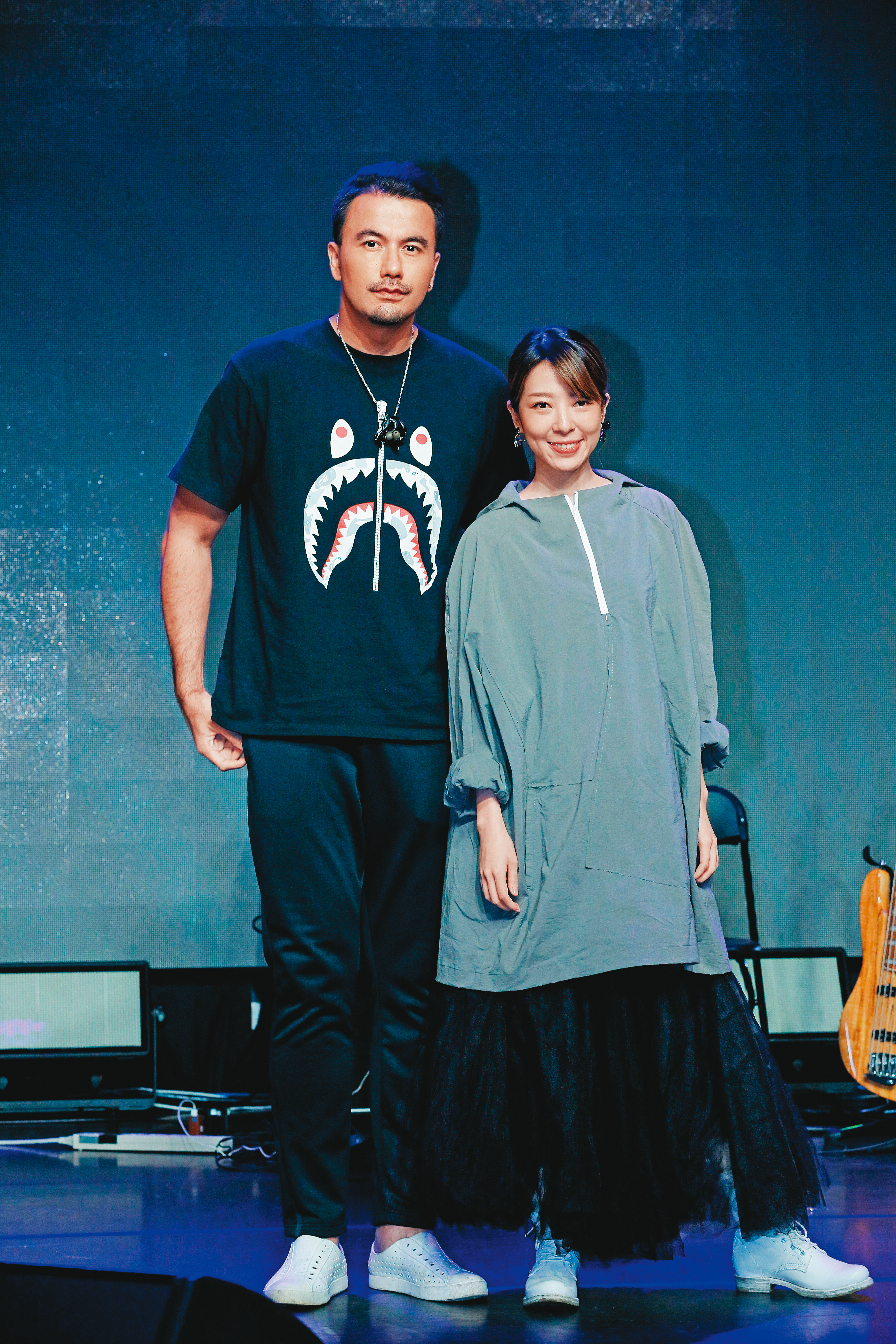 去年9月，黃志瑋（左）和路嘉欣（右）出席電影演唱會彩排活動。
