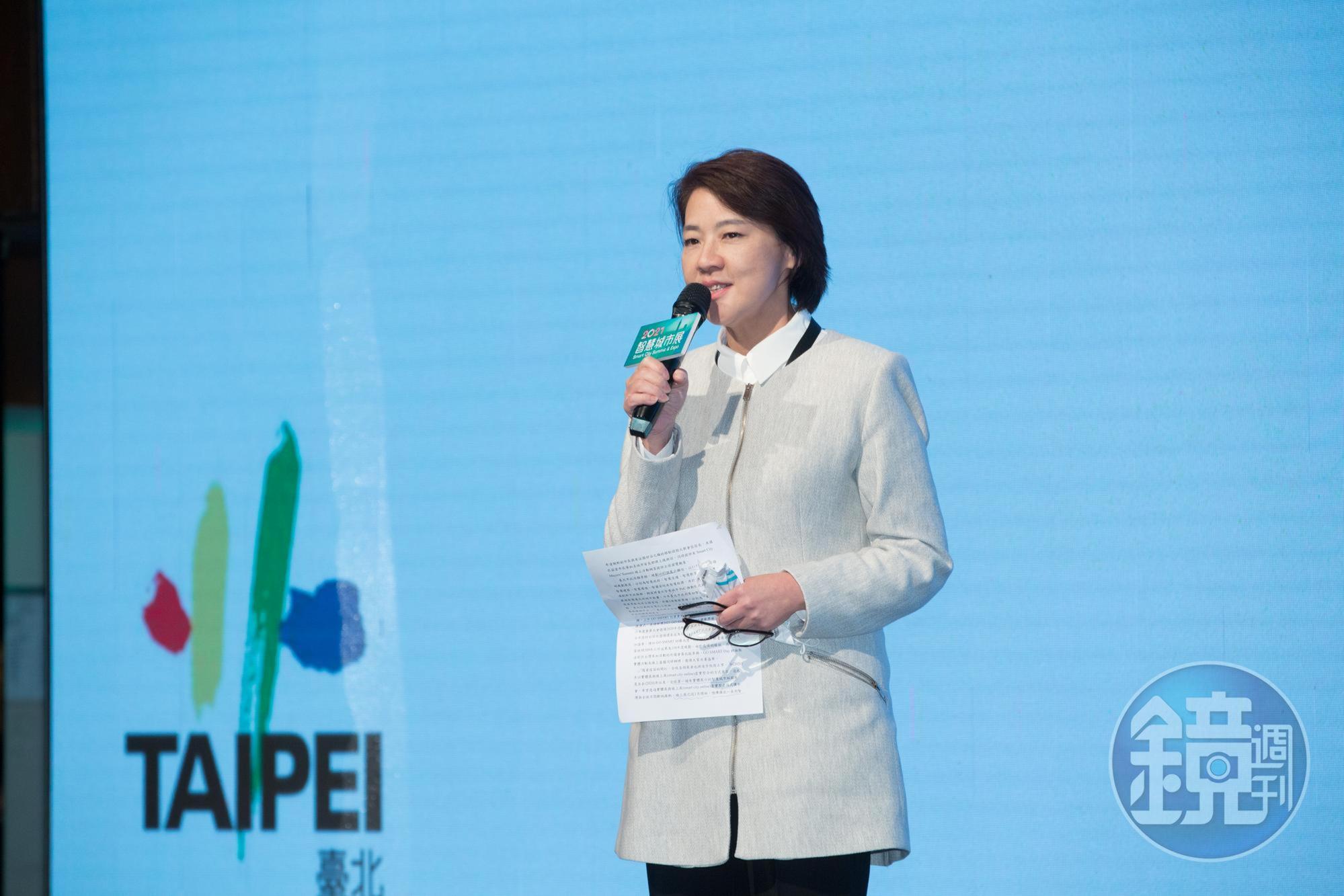 台北市副市長黃珊珊昨夜在臉書發文，指陳時中如果知道相關資訊而地方政府都沒收到任何訊息，也實在太離譜了吧！（本刊資料照）