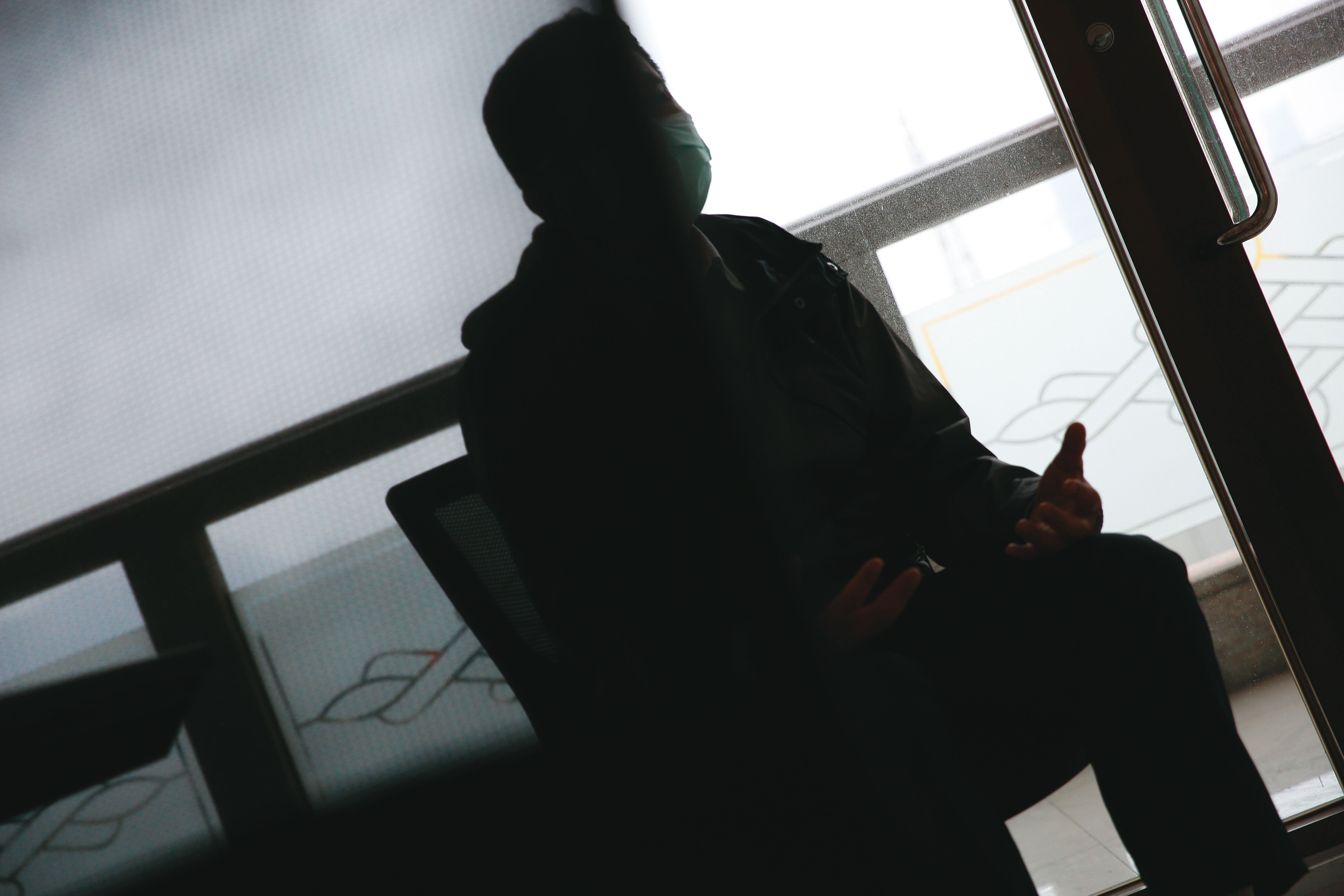 遭陳慶和恐嚇的H教授，回想當時情景，仍心有餘悸。