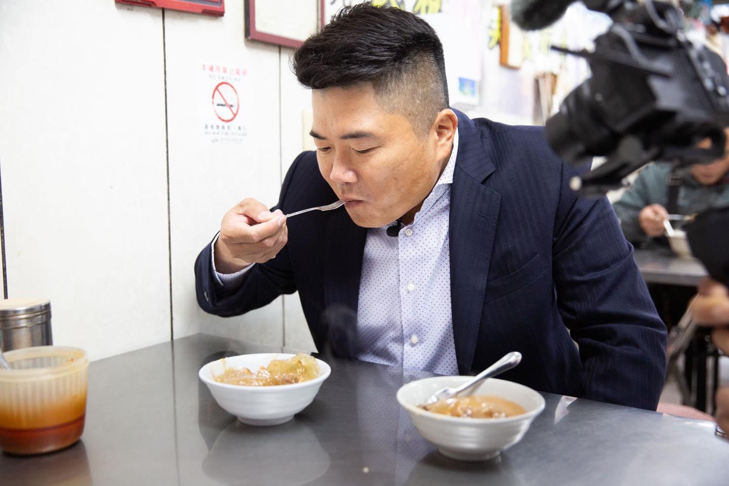 顏寬恒發豪語，要在3個月內減重10公斤，並稱若失敗就會發2,000份雞排。（翻攝自顏寬恒臉書）