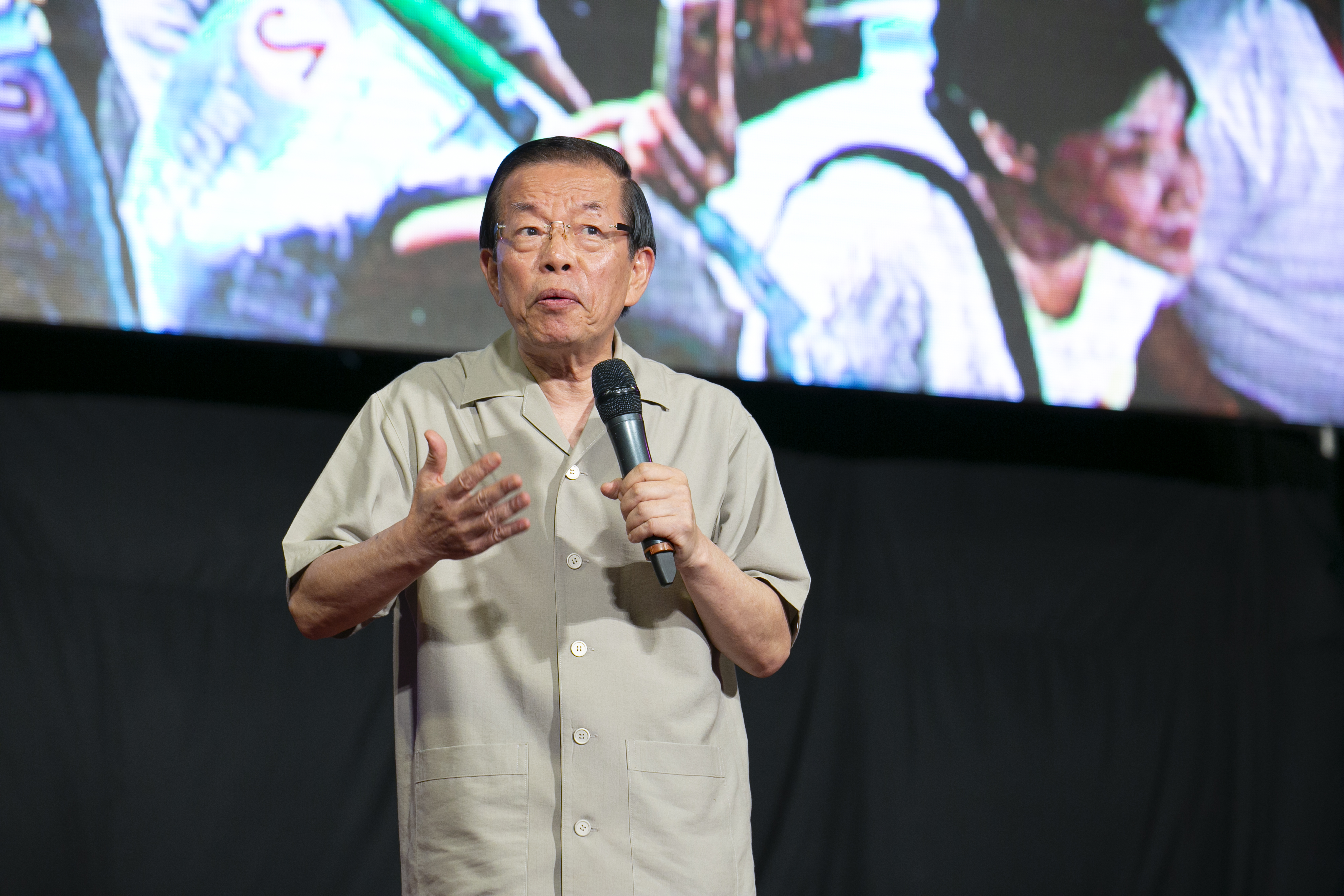 國民黨團要求駐日代表謝長廷週四返台備詢，但防疫因素成了一大問題。（本刊資料照）