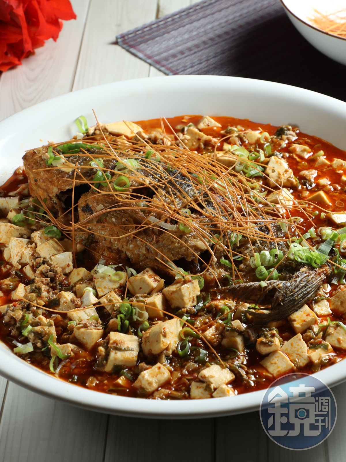 這道「鯉魚掛麵」有我對父親的懷念，也是對河南開封名菜的記憶。