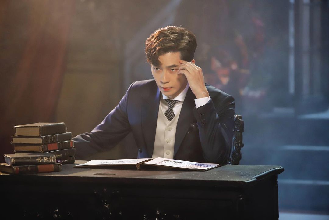 韓星申成祿確診新冠肺炎，正在接受治療。（翻攝申成祿IG）