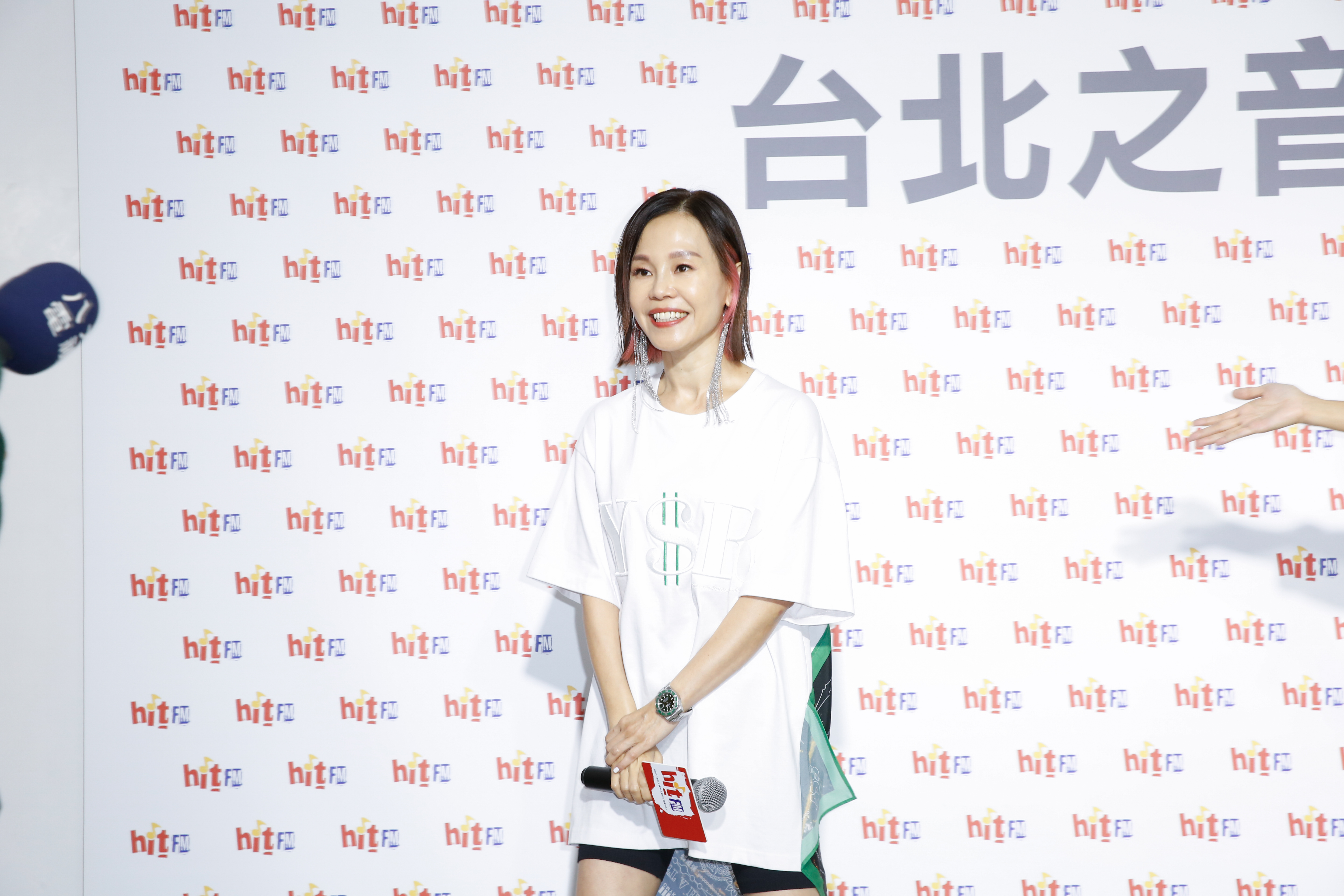 彭佳慧將發新專輯輯《太難唱了》，其實人生也難，正是心情某部分的寫照。