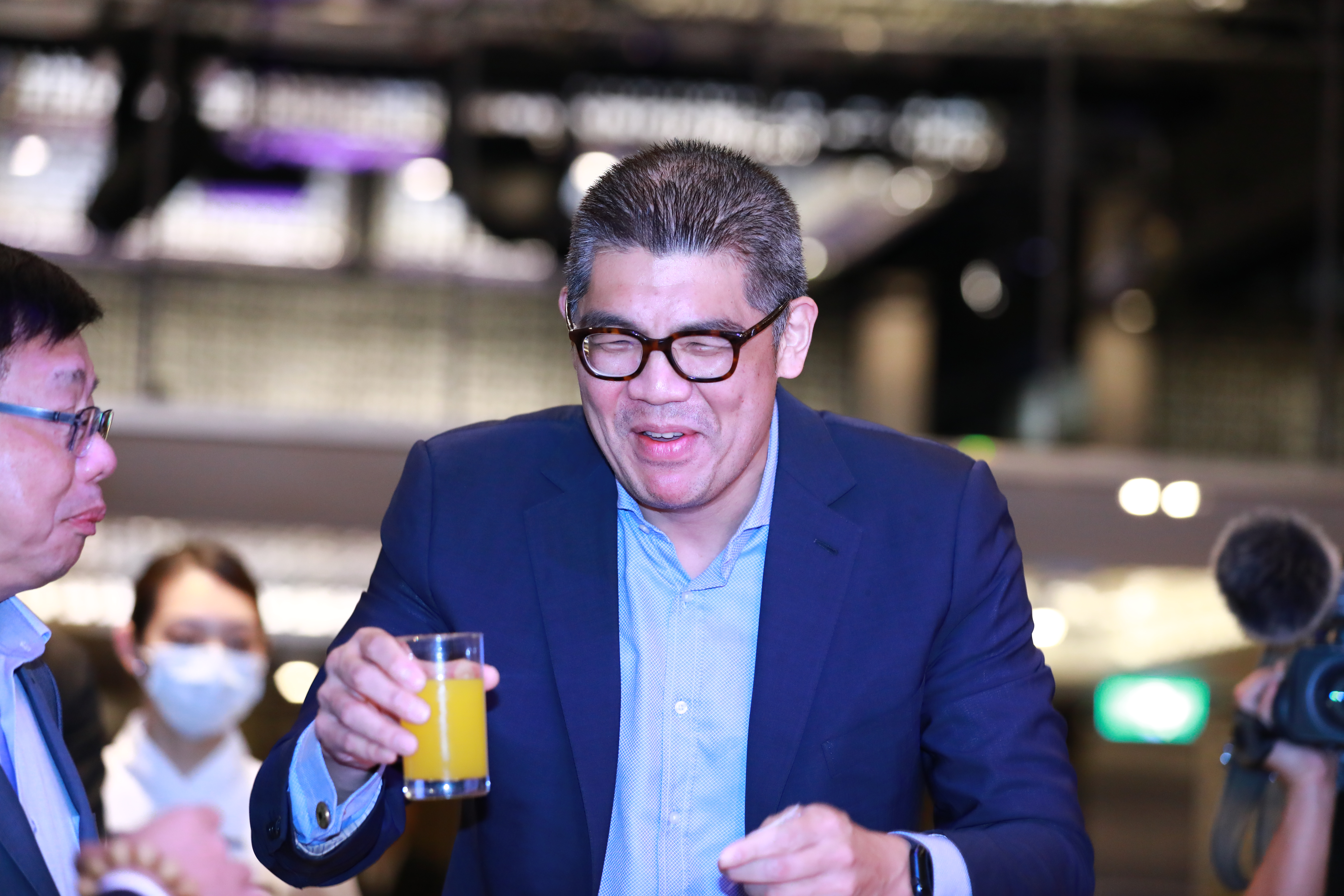 連勝文對於疫苗所遇到的瓶頸表示，若國民黨執政「疫苗」問題早就解決，他還坦言「好想出國，好想去夏威夷」。（本刊資料照）