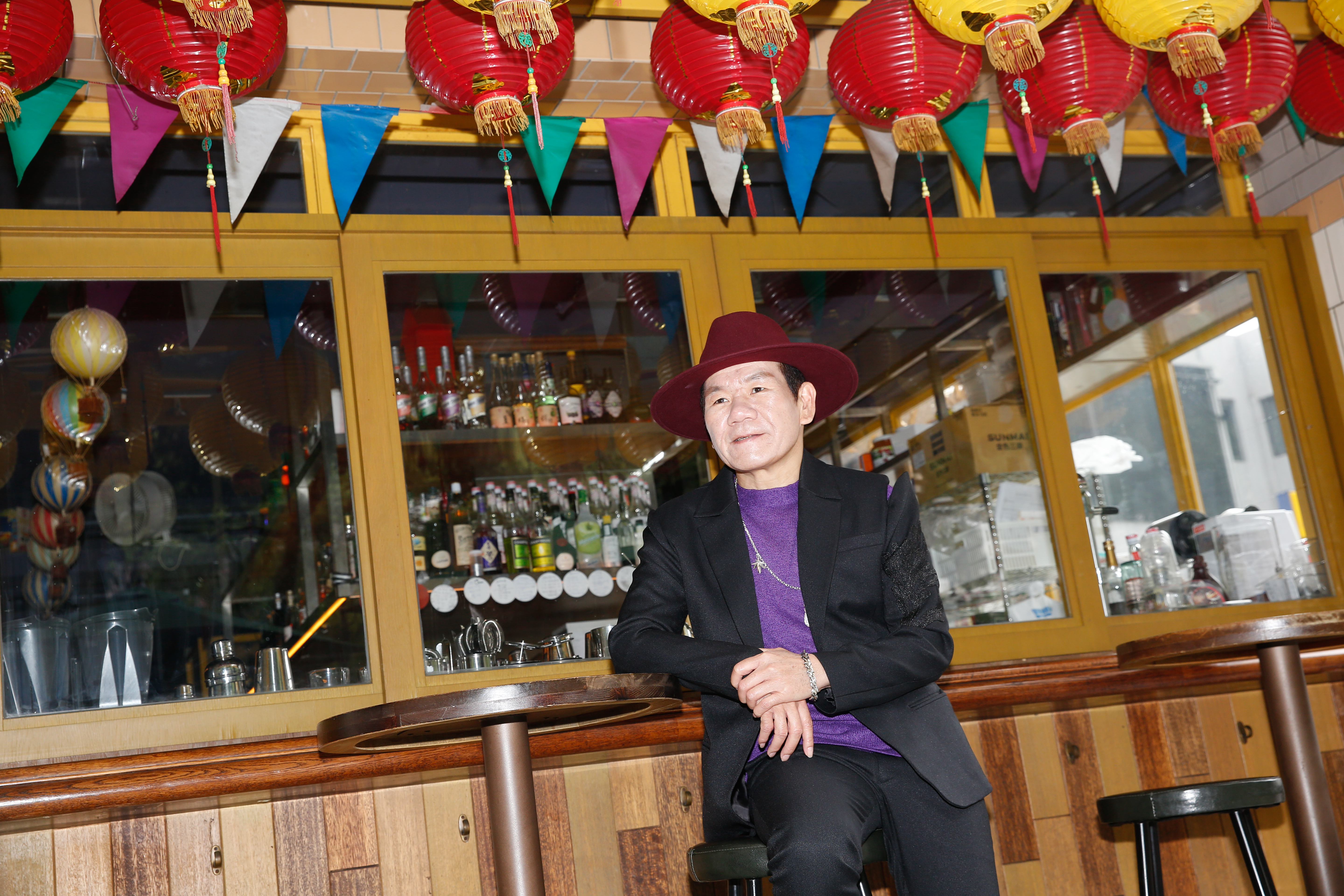 趙傳今舉辦新專輯《老不休》記者會，驚爆和陸籍妻子早已離婚11年。