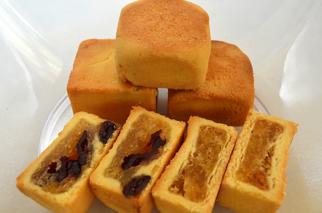 日本網友在台灣隨手買了鳳梨酥，未料竟被台灣朋友斥責「別亂買」。（示意圖，photo-AC）