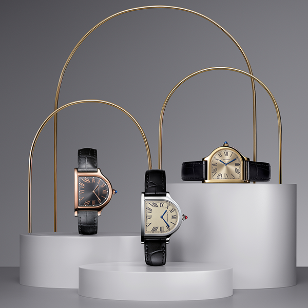Cloche de CARTIER｜錶徑37.15 x 28.75mm／18K黃金或18K玫瑰金或鉑金材質／1917 MC手上鏈機芯／時、分指示／限量100只／建議售價NT$ 815,000（黃金或及玫瑰金）、NT$ 920,000（鉑金）