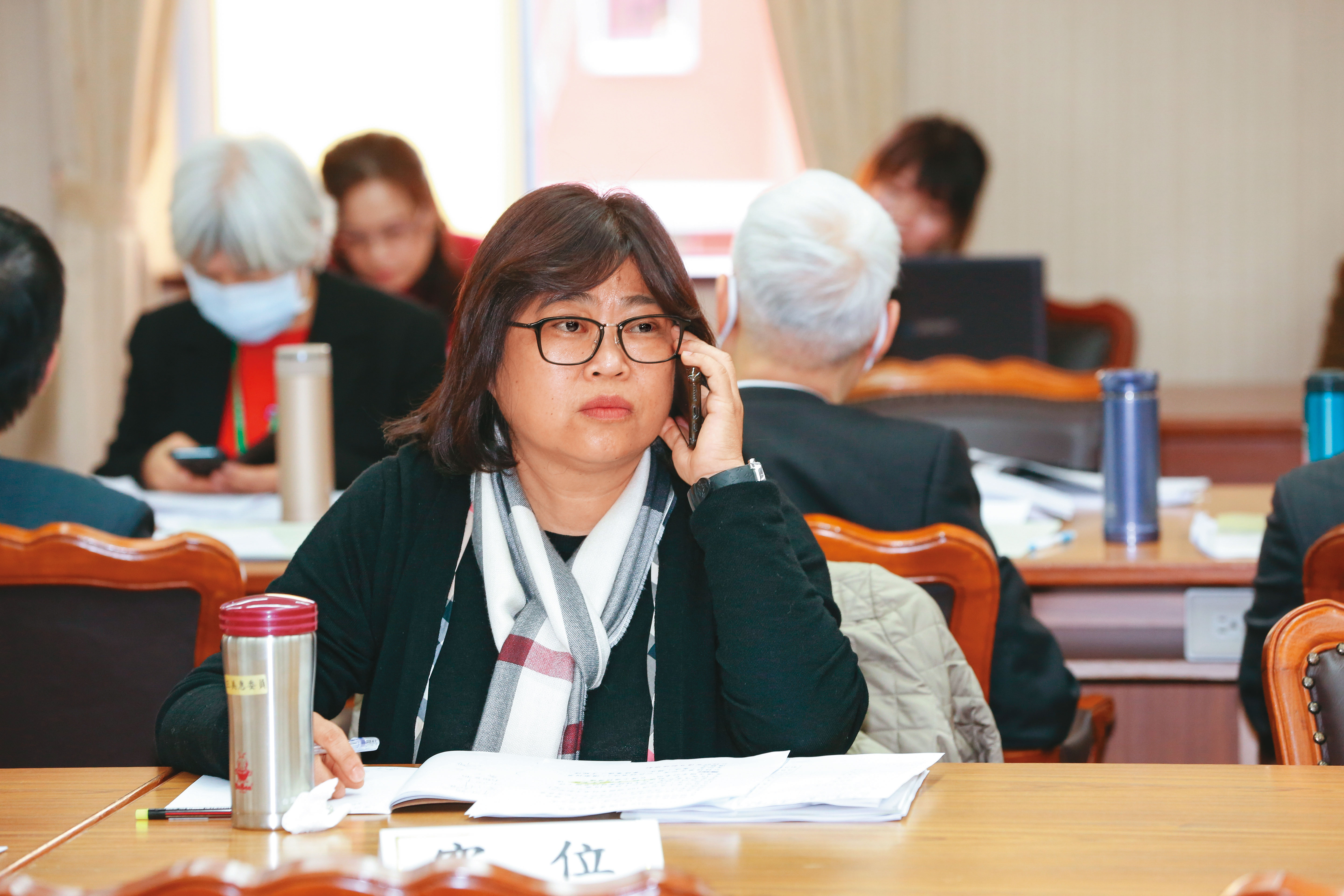 民進黨立委王美惠今年2月開記者會公開呼籲嘉義市民入黨,卻被控拉黑二代入黨。