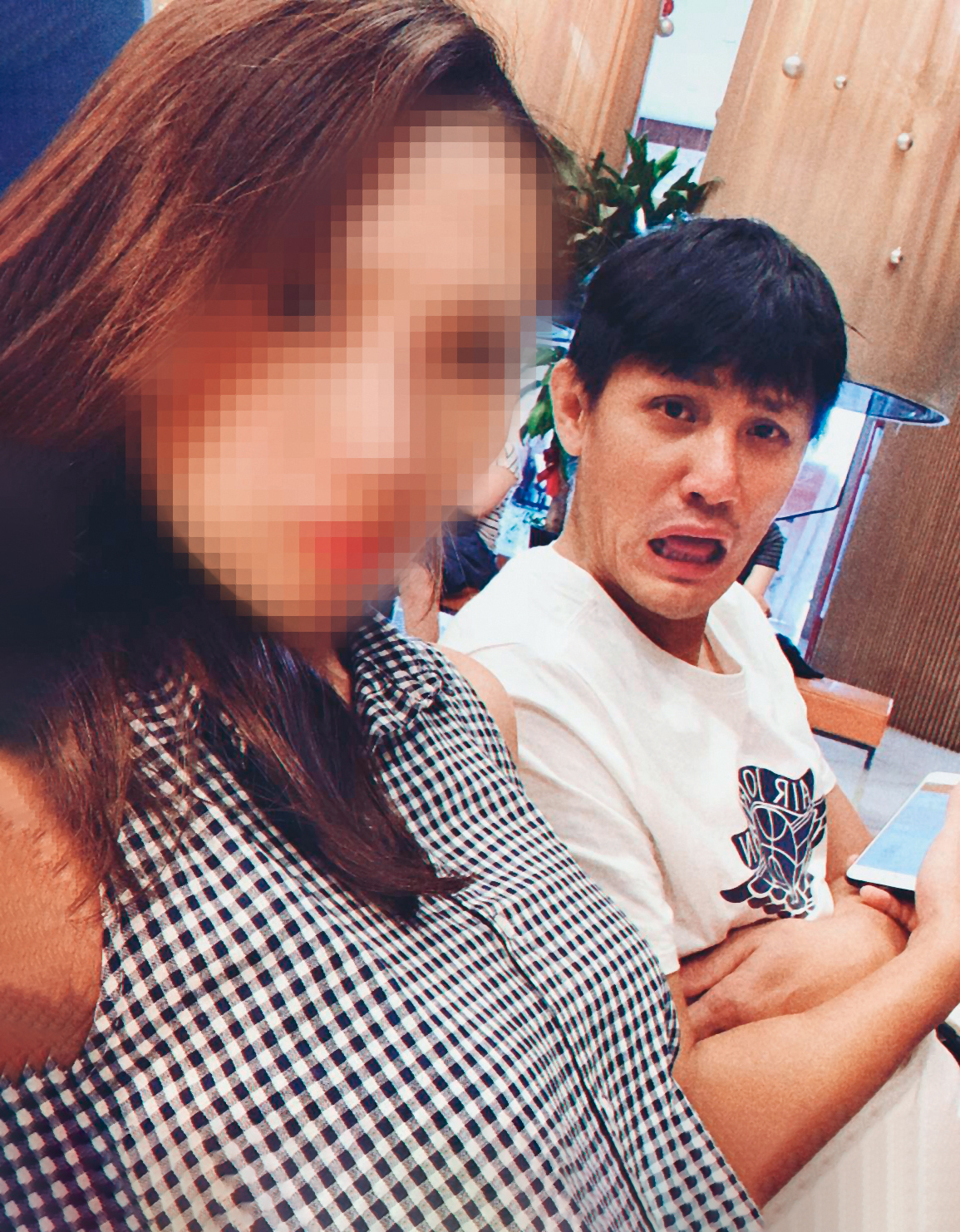 周士淵(右)和前妻也曾有過甜蜜時光。(翻攝自周士淵前妻IG)