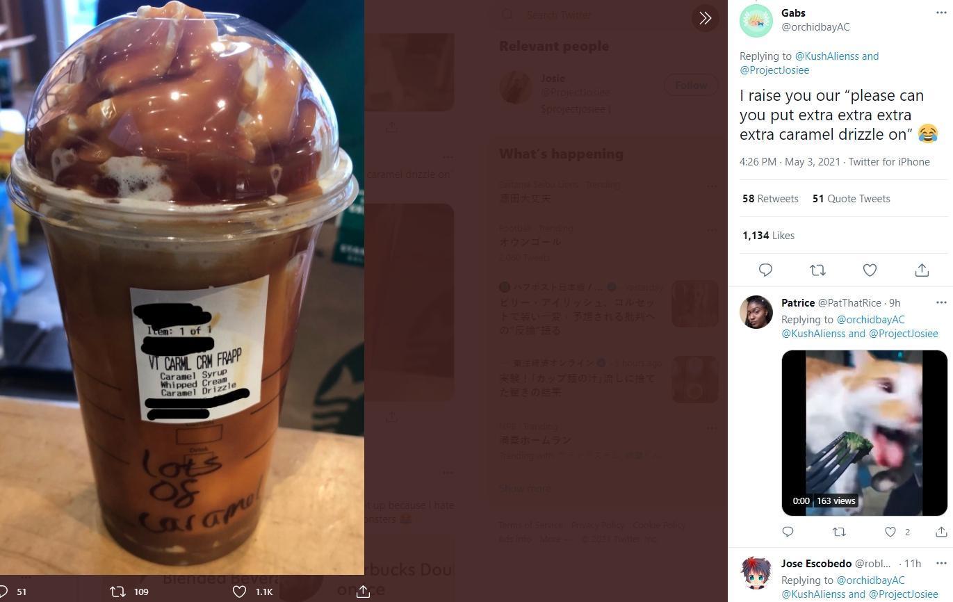 網友Gabs支援一張焦糖星冰樂照片,指出顧客要求多加多加多加再多加焦糖醬。(翻攝@ProjectJosiee推特)